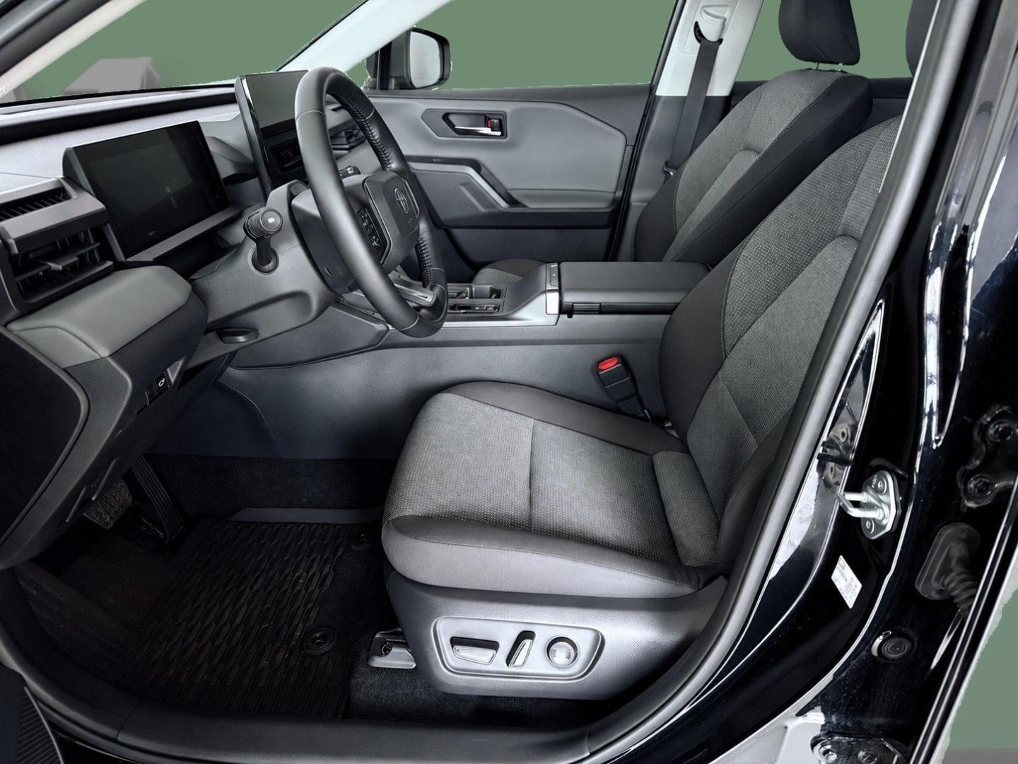 TOYOTA RAV4 2026