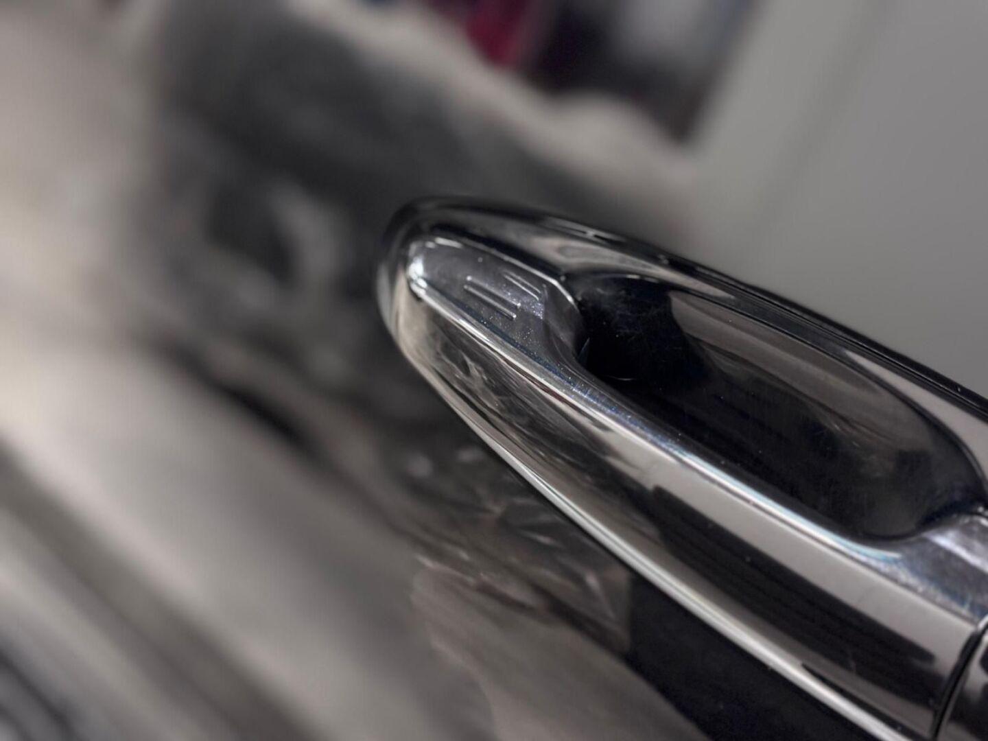 TOYOTA Land Cruiser 2014