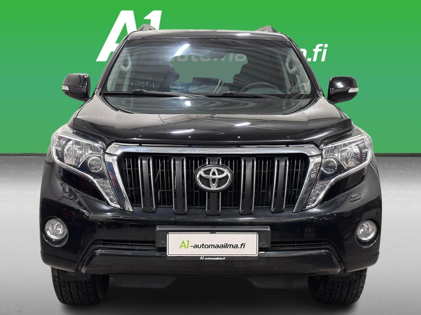 TOYOTA Land Cruiser 2014