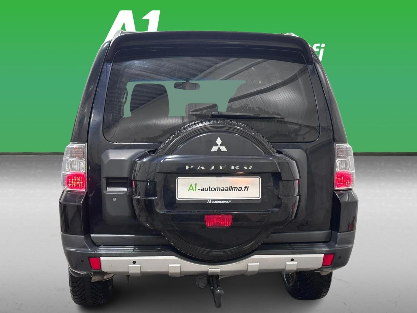 MITSUBISHI Pajero 2007