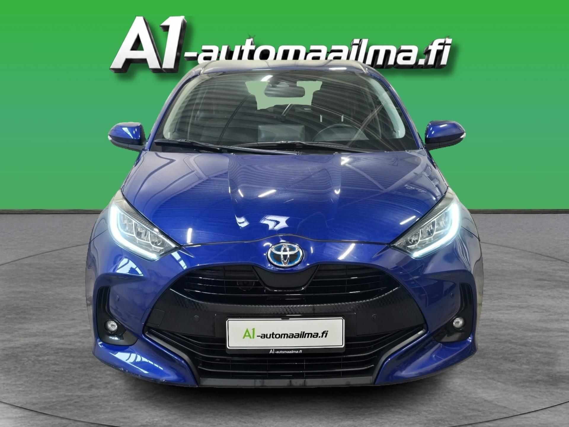 TOYOTA Yaris 2023
