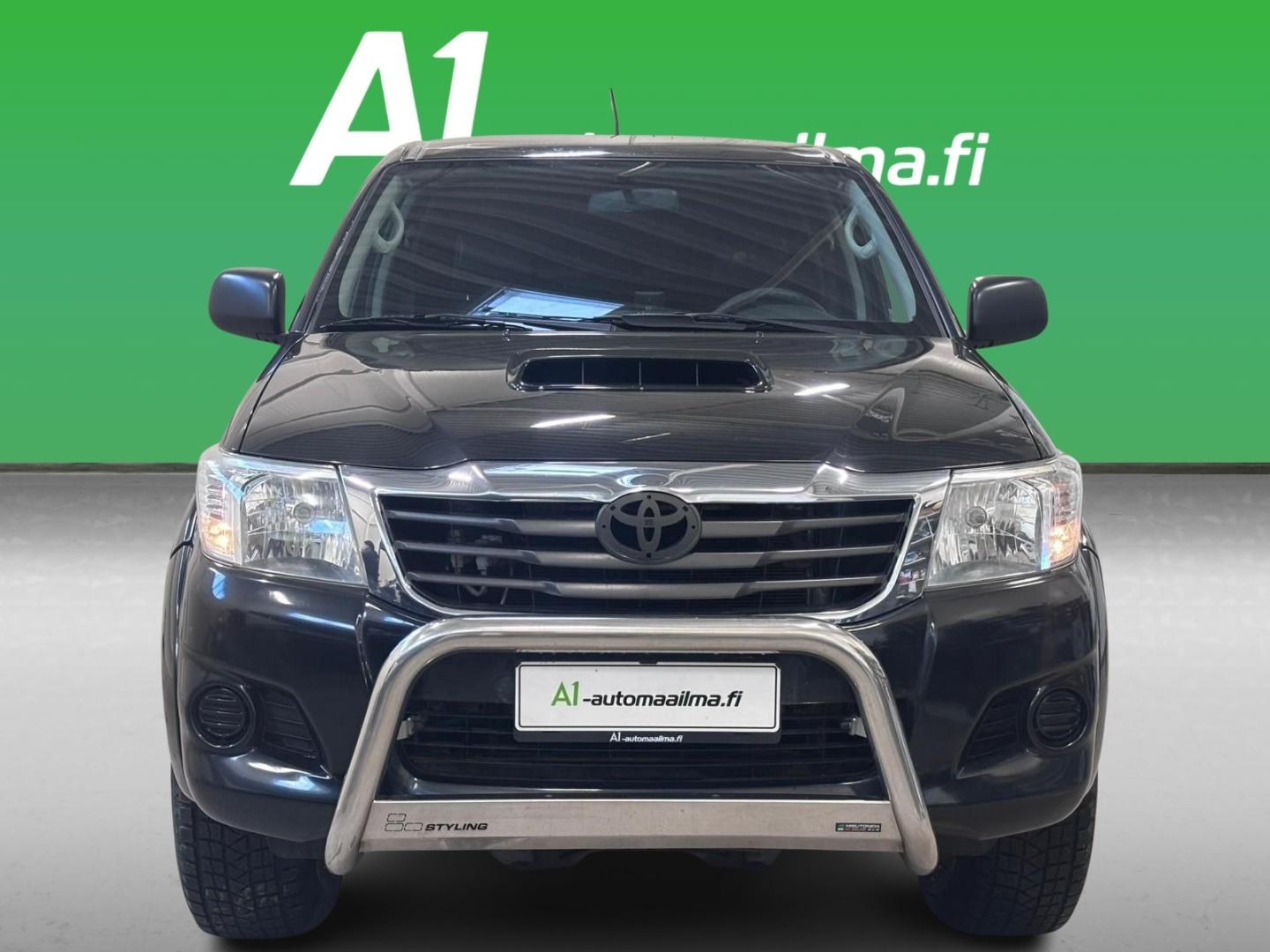 TOYOTA Hilux 2016