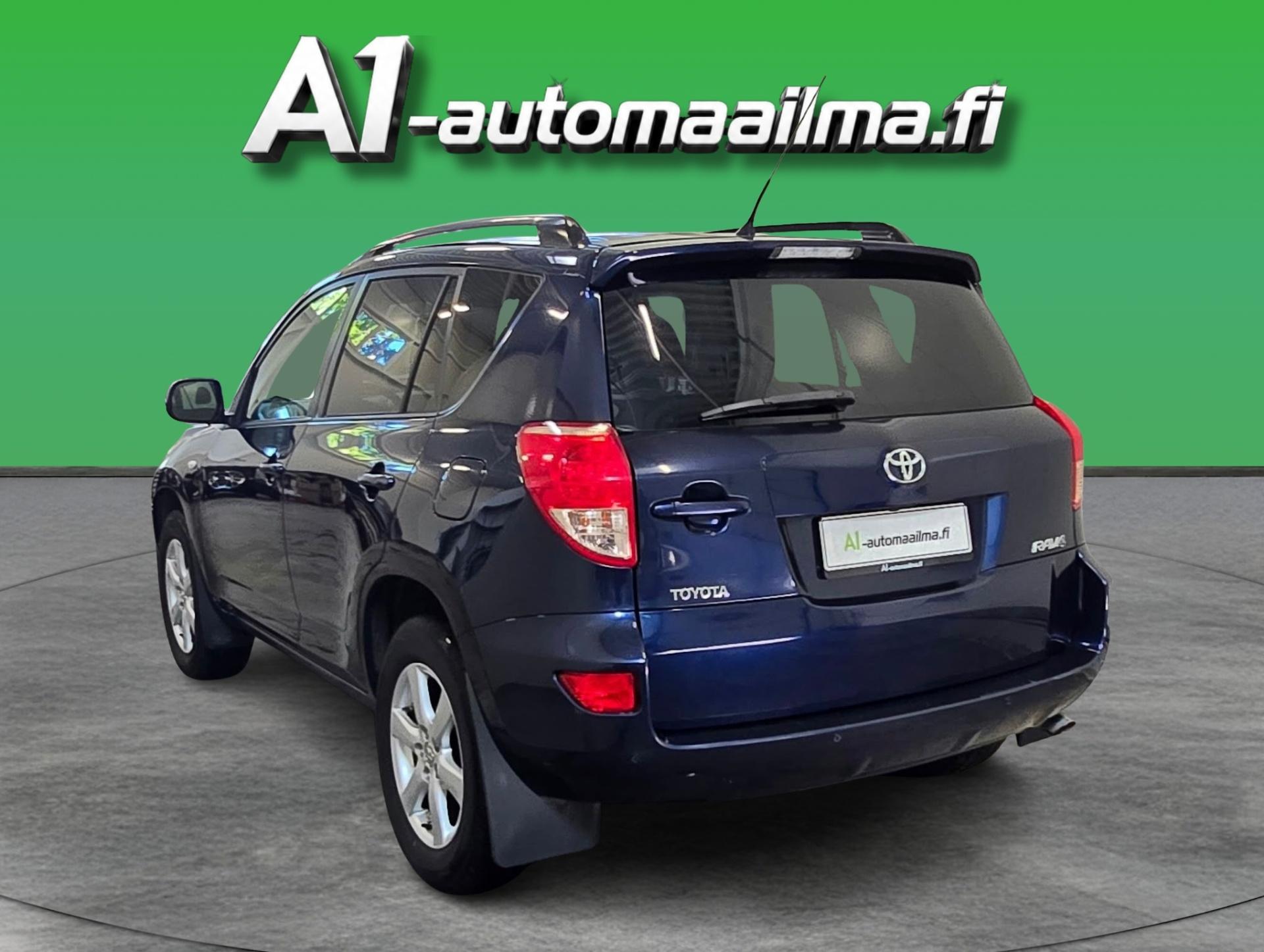 TOYOTA RAV4 7