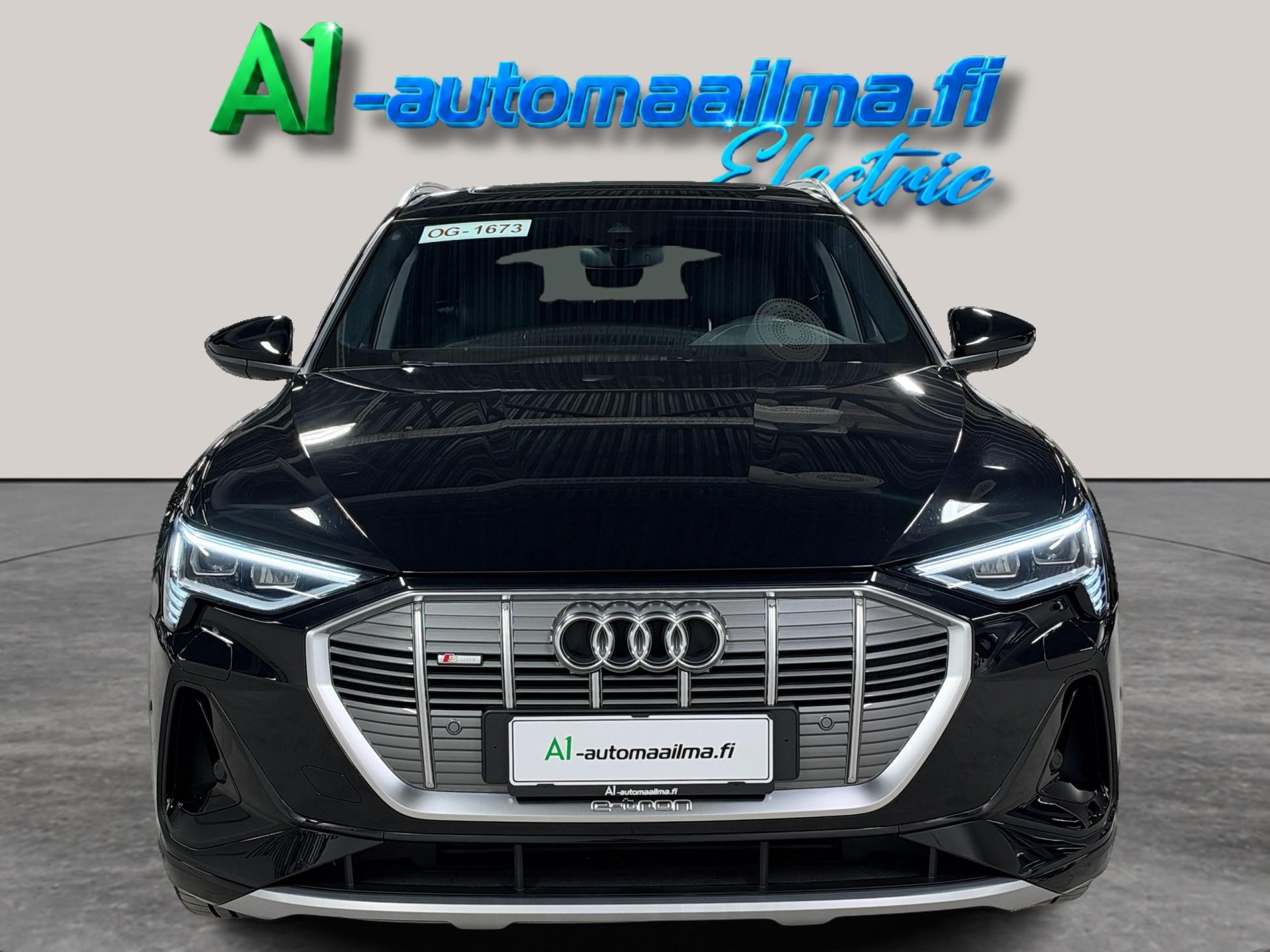 AUDI e-tron 2022