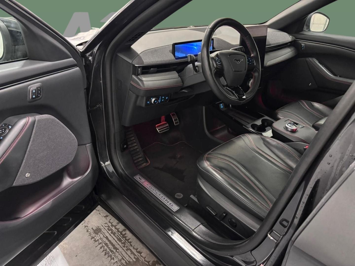 FORD Mustang Mach-E 2022