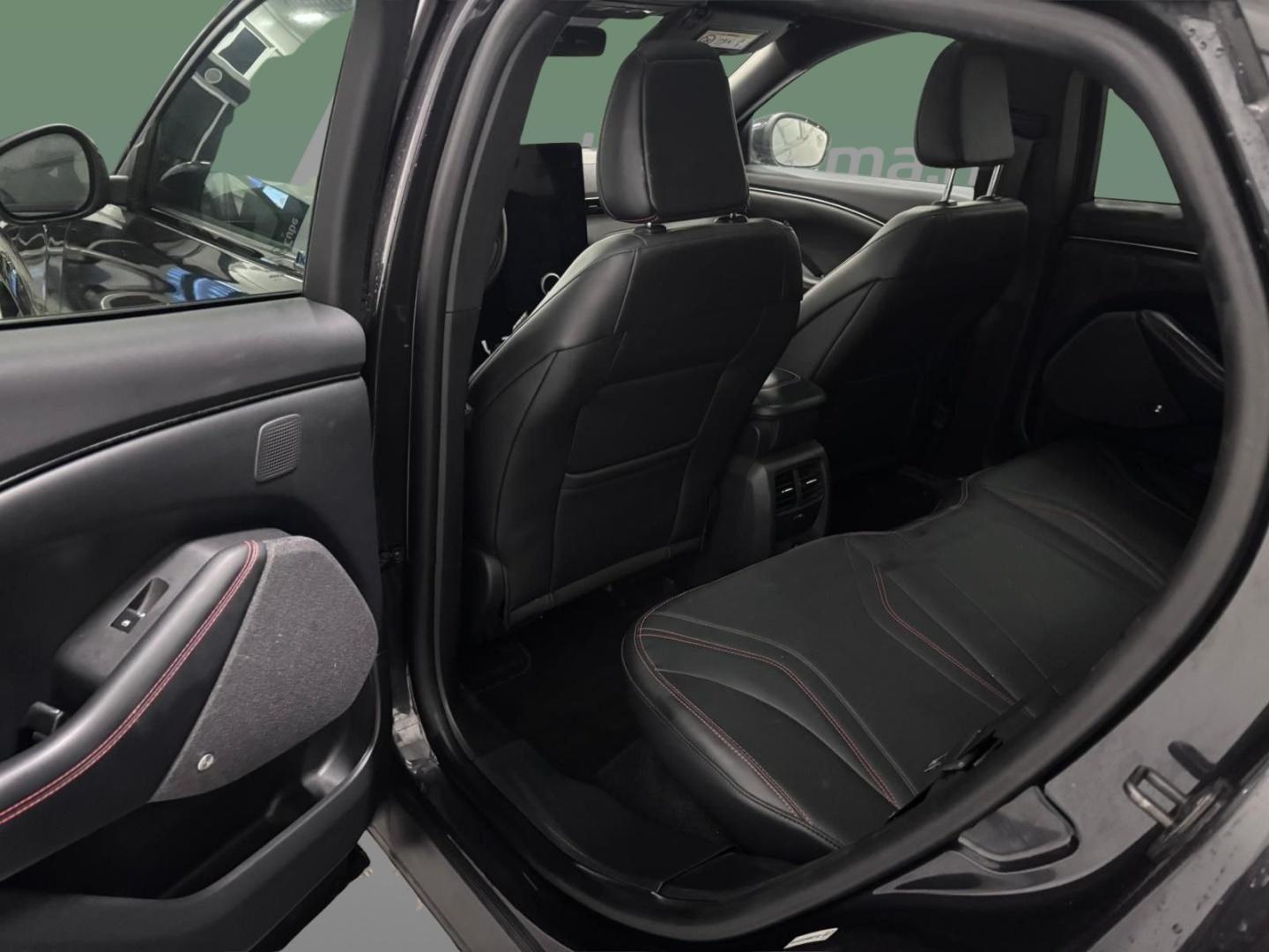 FORD Mustang Mach-E 2022