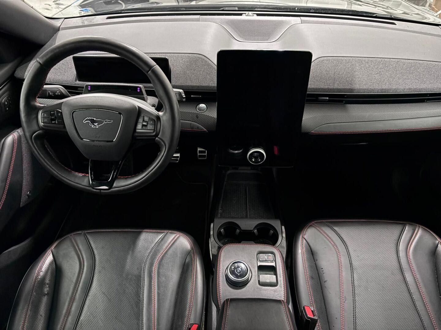 FORD Mustang Mach-E 2022