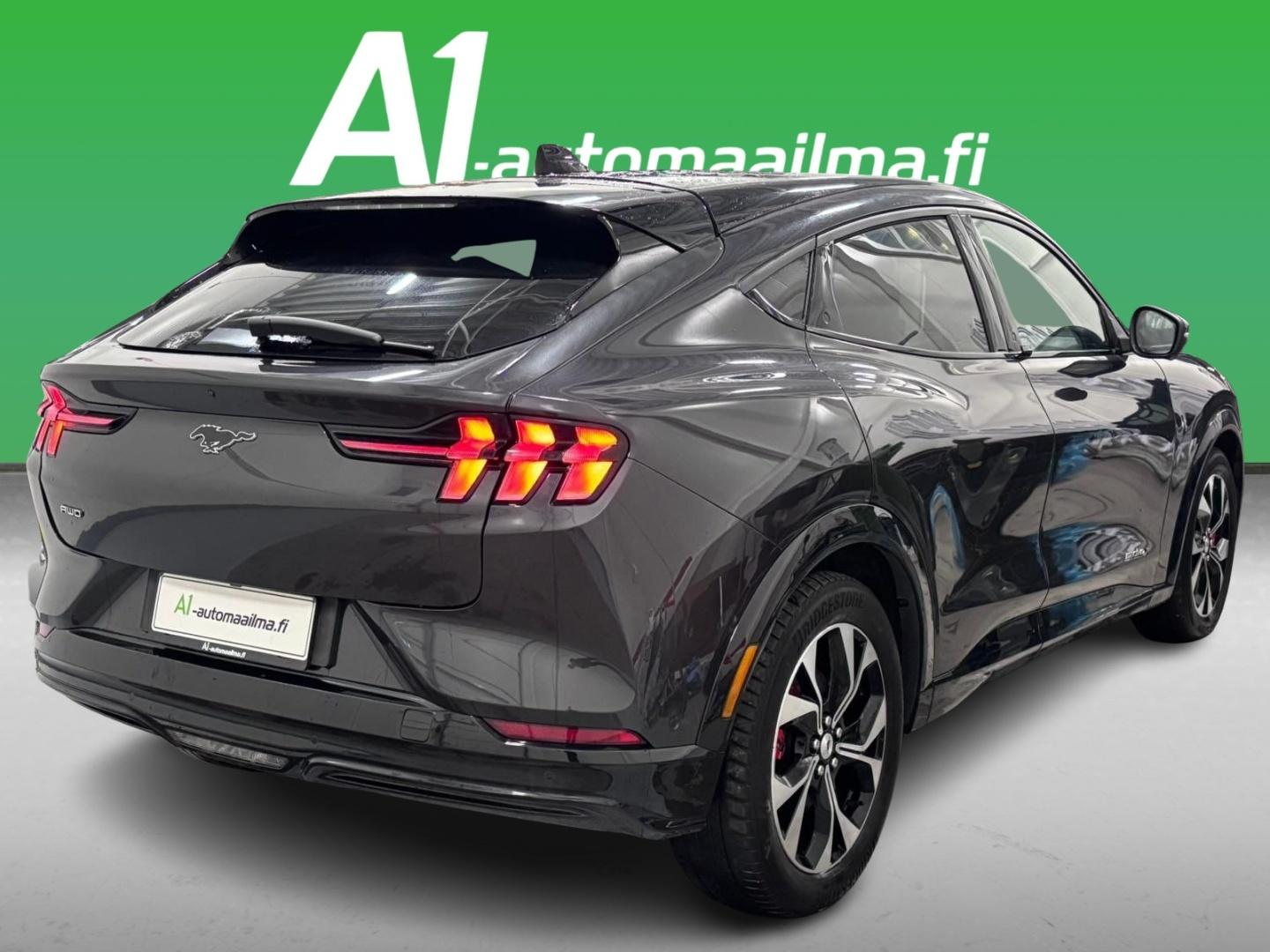 FORD Mustang Mach-E 2022