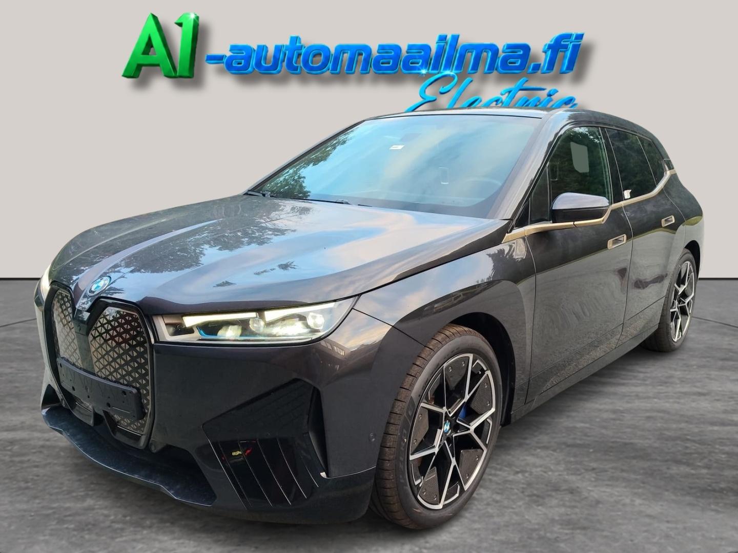 BMW iX 2023