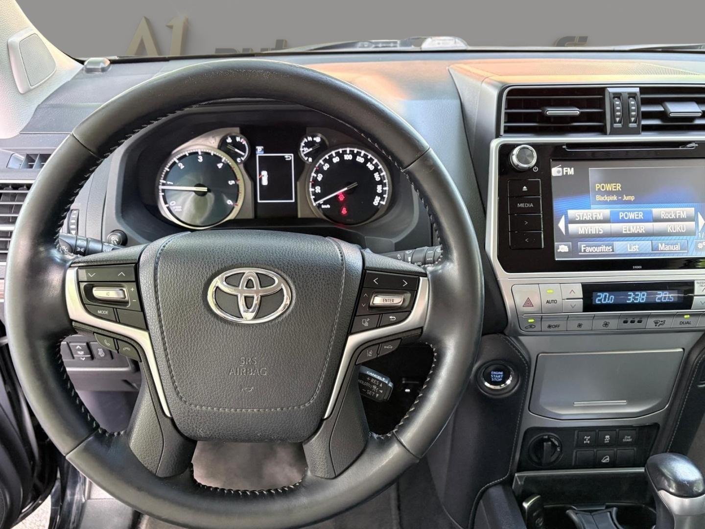 TOYOTA Land Cruiser 2019