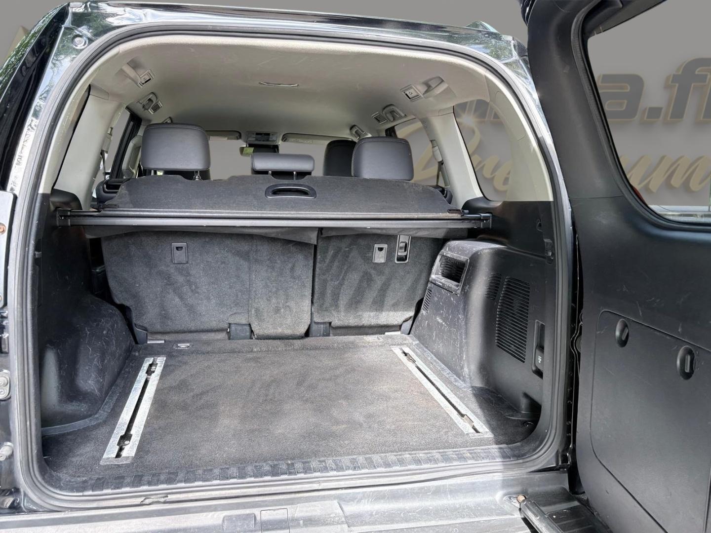 TOYOTA Land Cruiser 2019