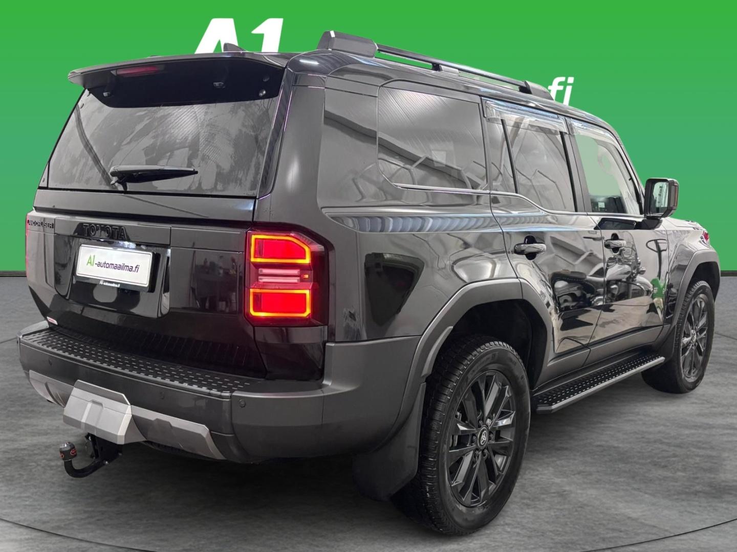 TOYOTA Land Cruiser 2025