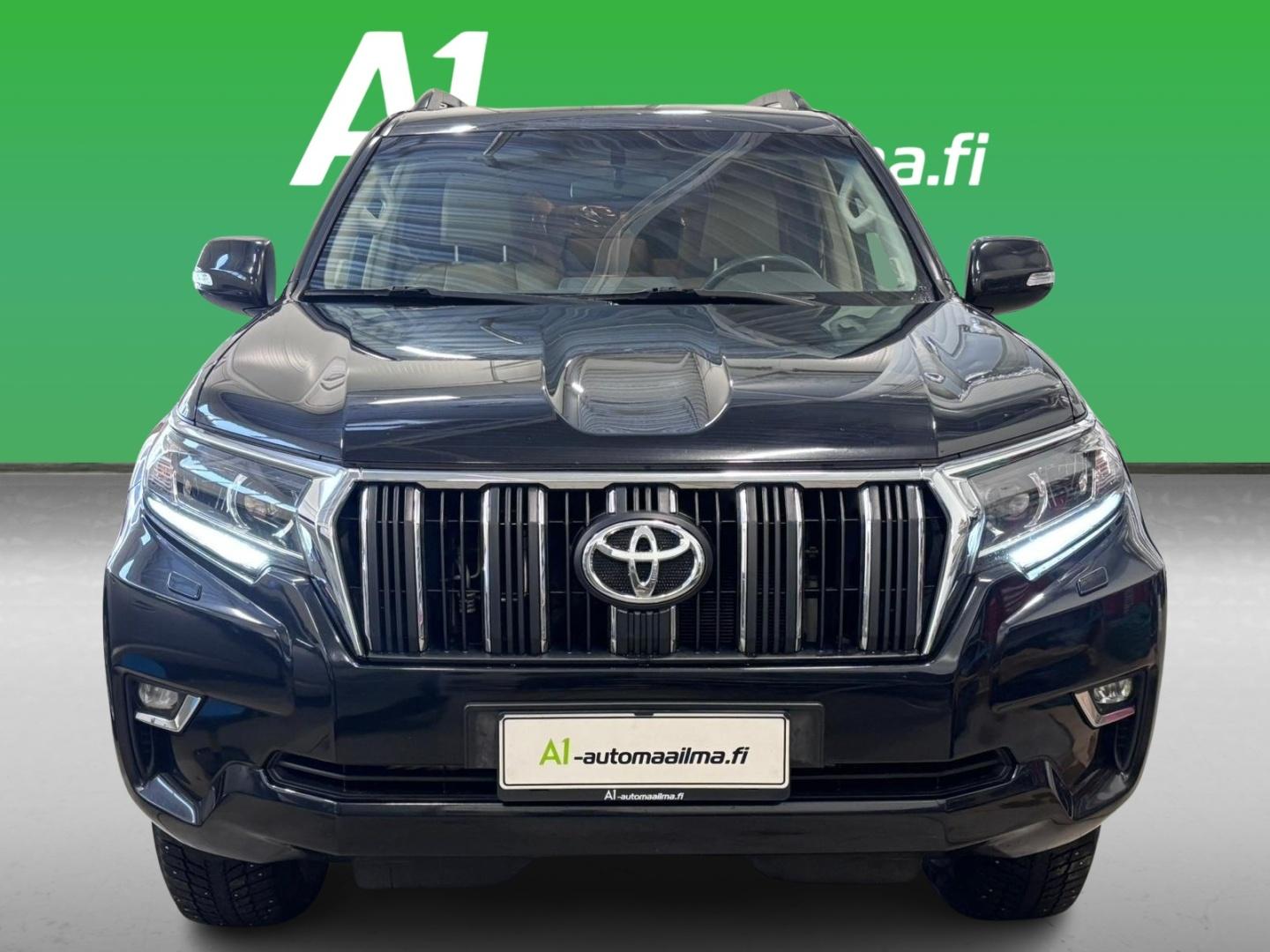 TOYOTA Land Cruiser 2018