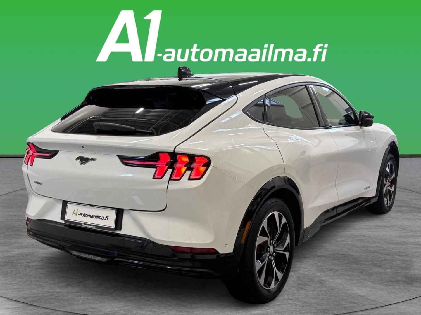FORD Mustang Mach-E 2022