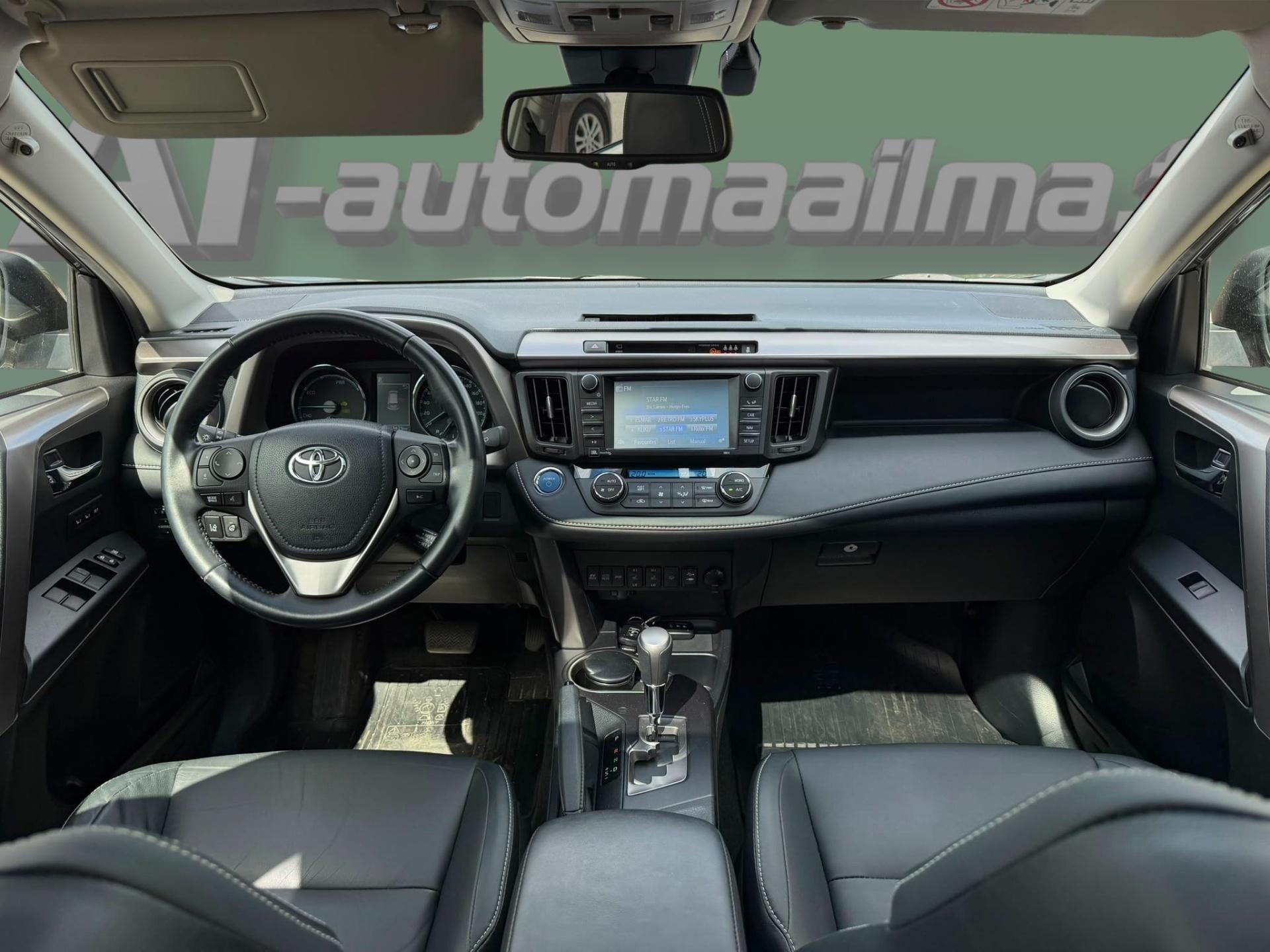 TOYOTA RAV4 2017