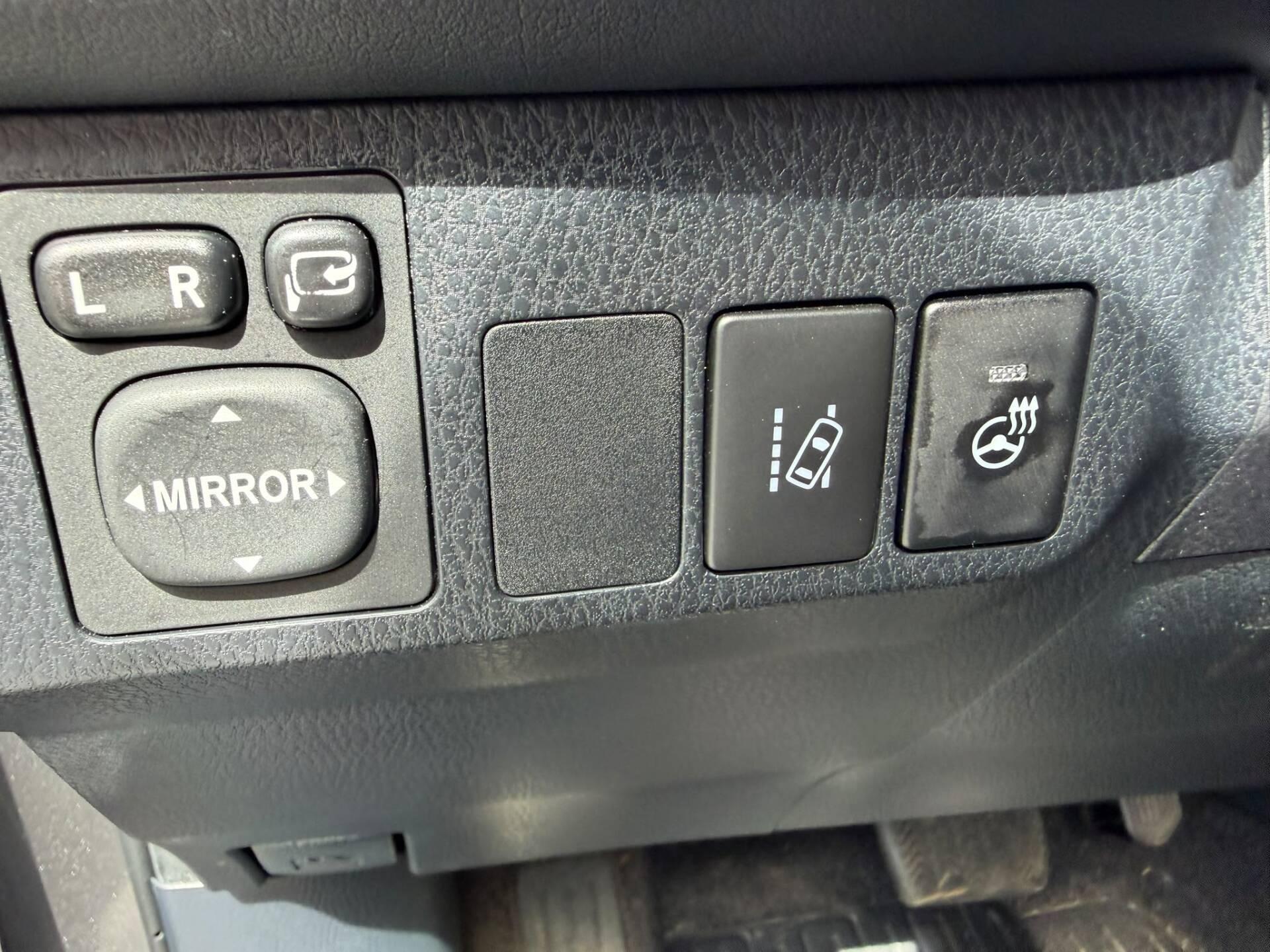 TOYOTA RAV4 2017