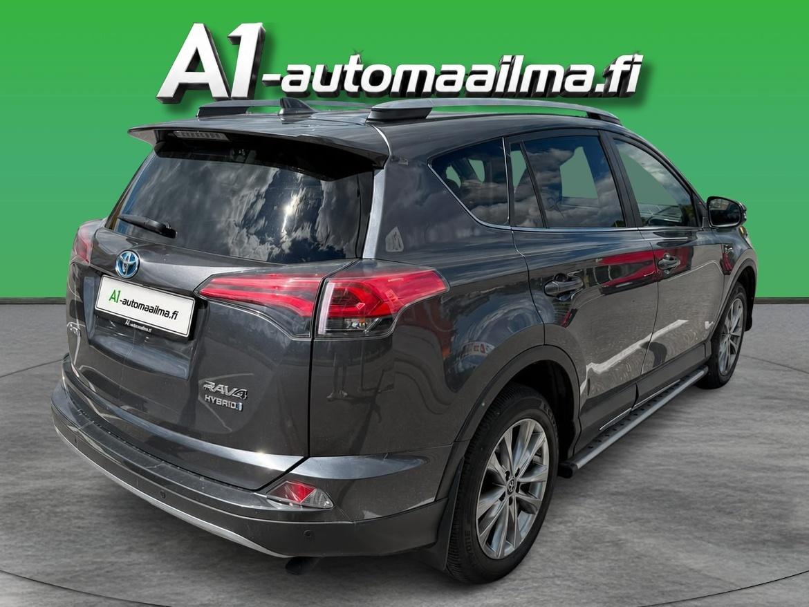 TOYOTA RAV4 2017
