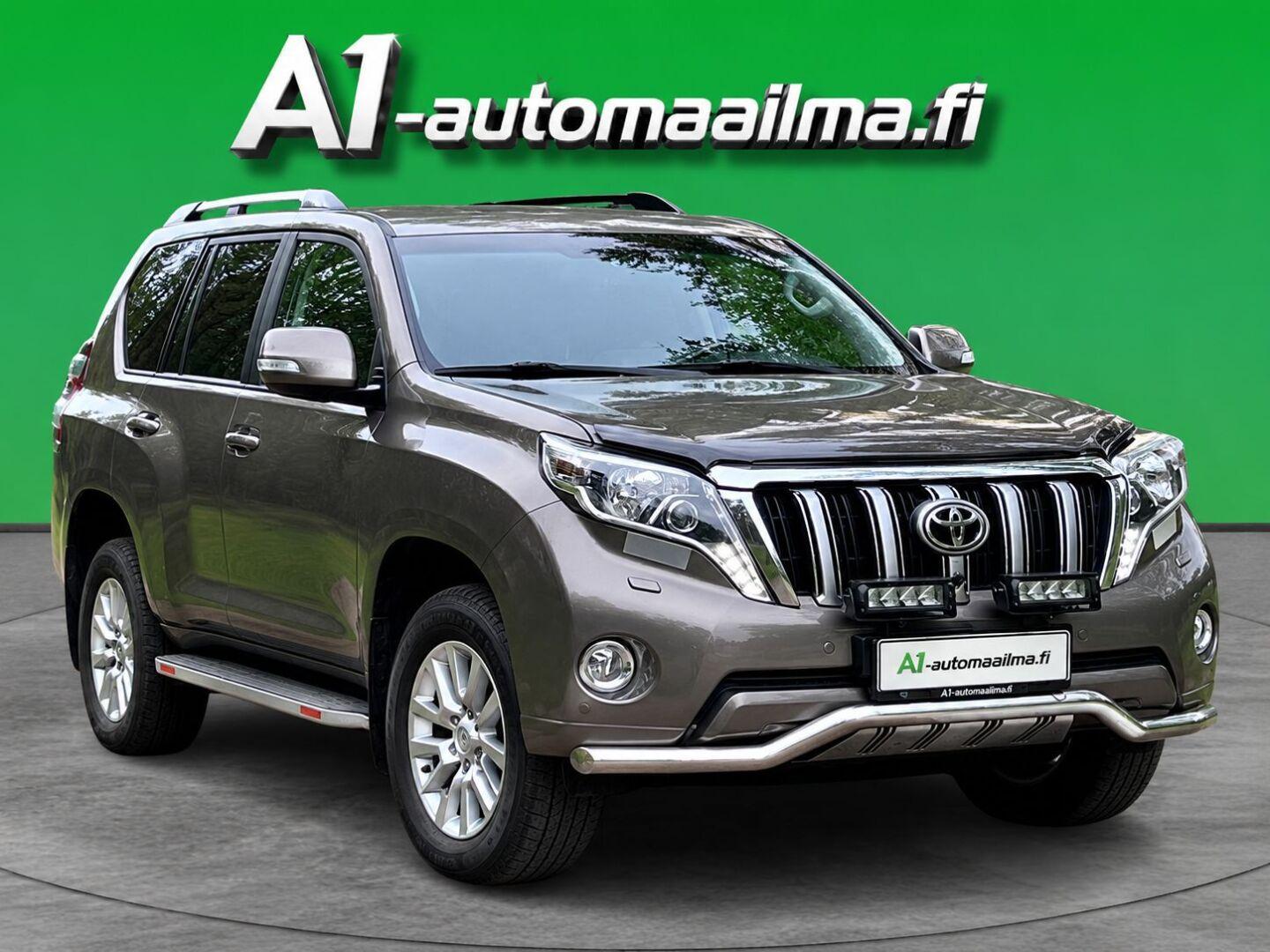TOYOTA Land Cruiser 2016