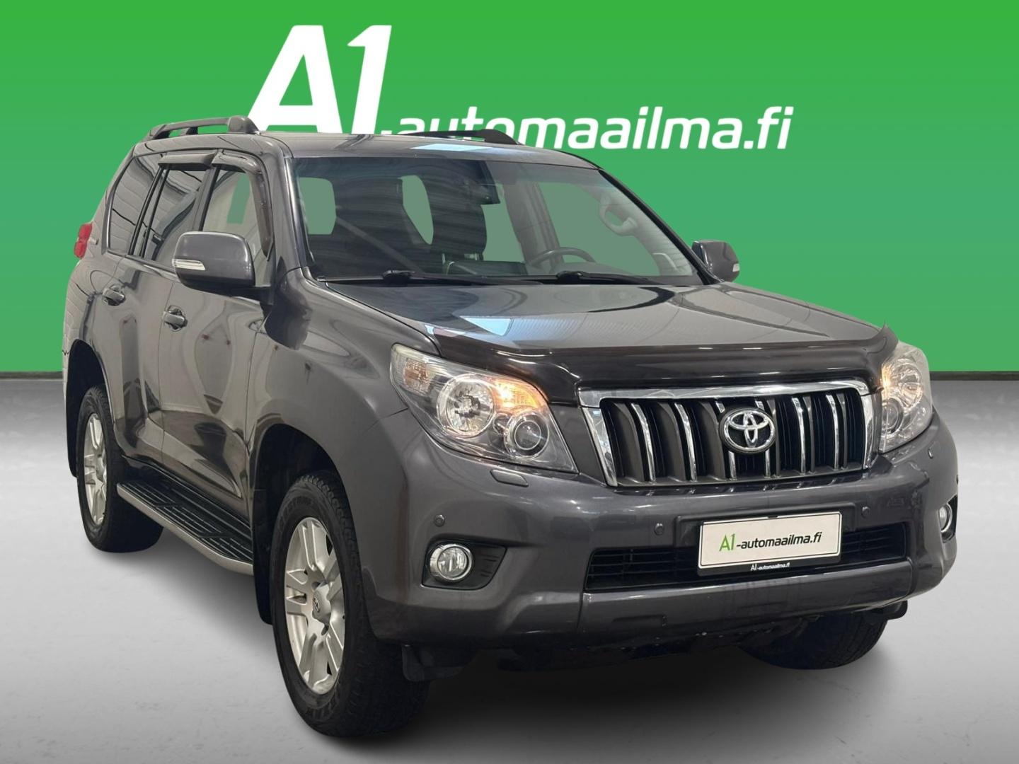 TOYOTA Land Cruiser 2011