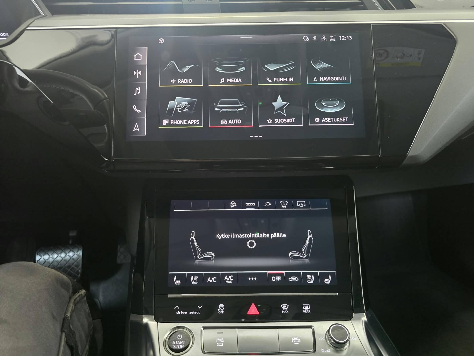 AUDI e-tron 2023