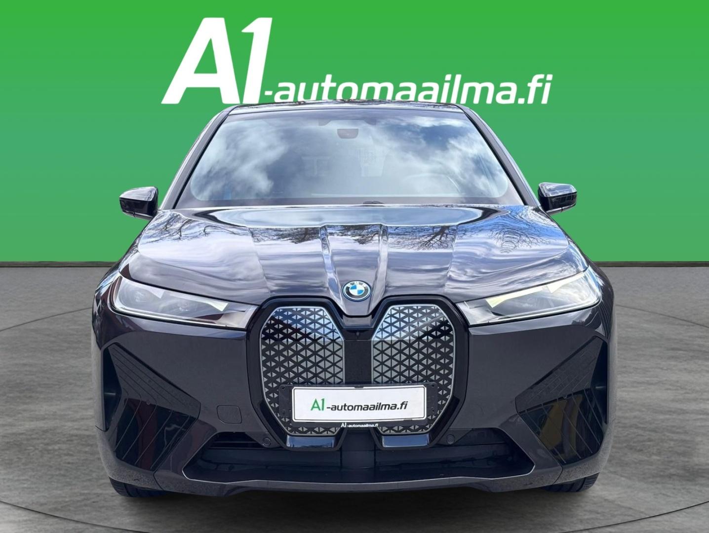 BMW iX 2023