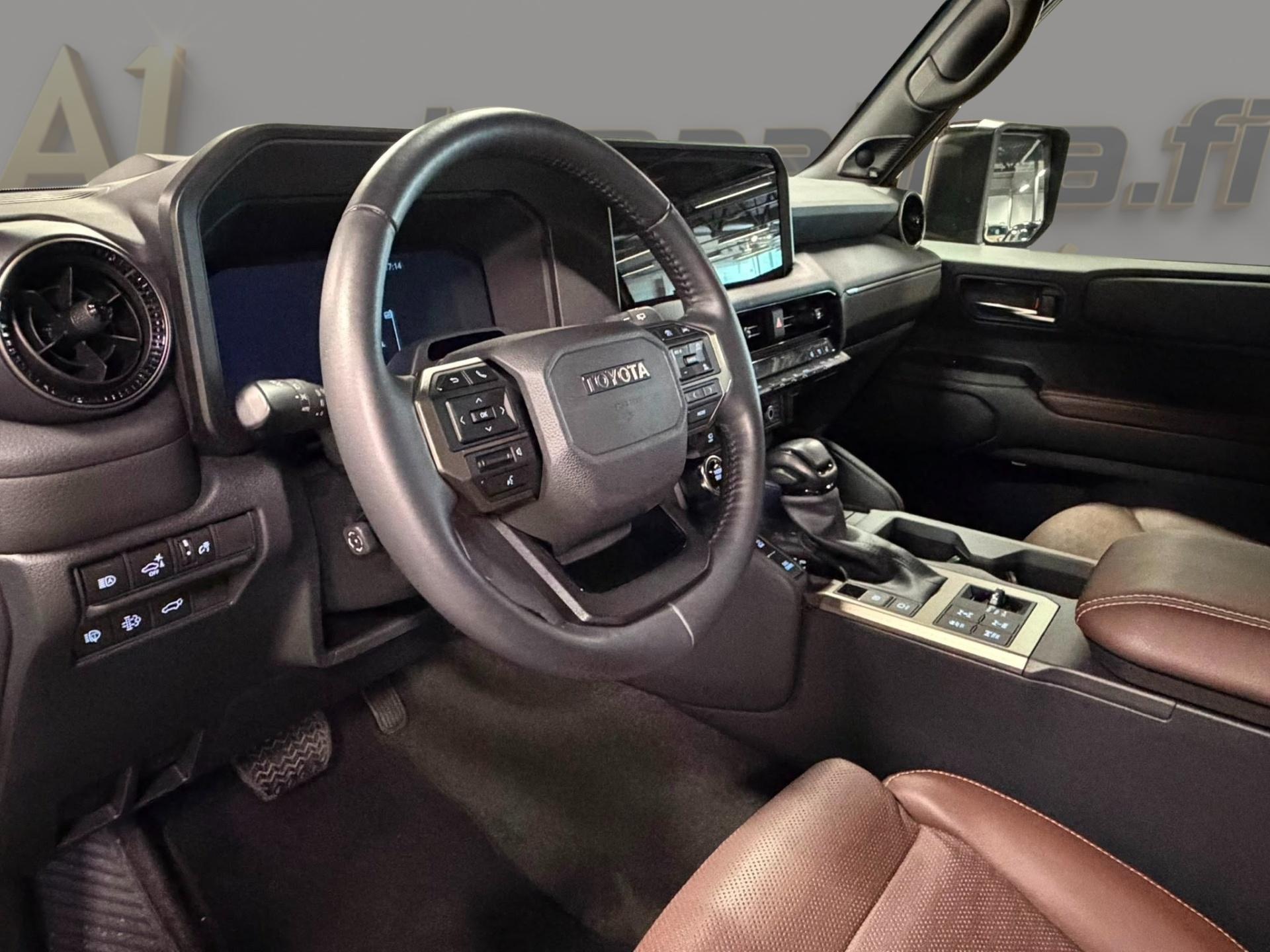 TOYOTA Land Cruiser 2025