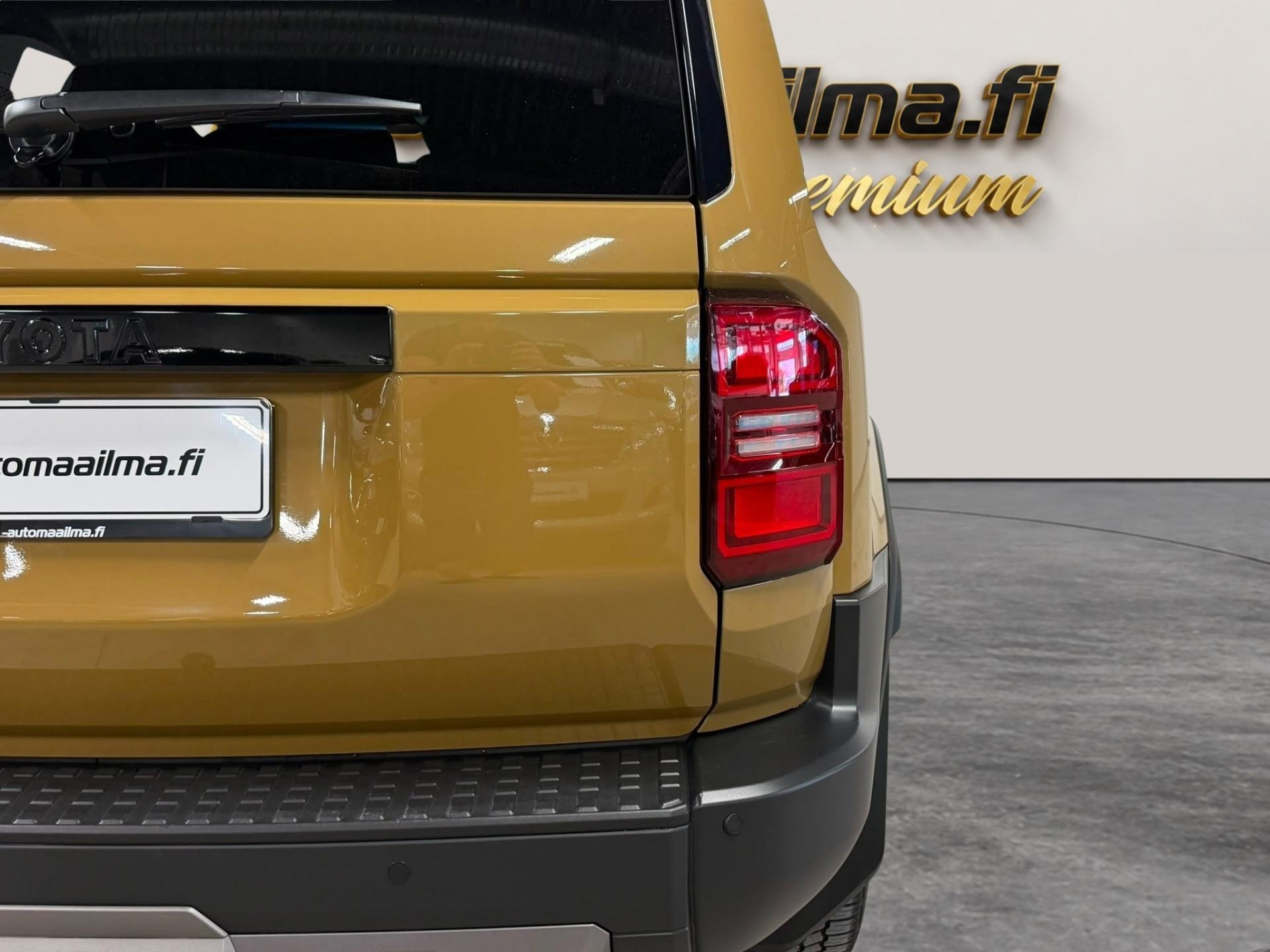 TOYOTA Land Cruiser 2025