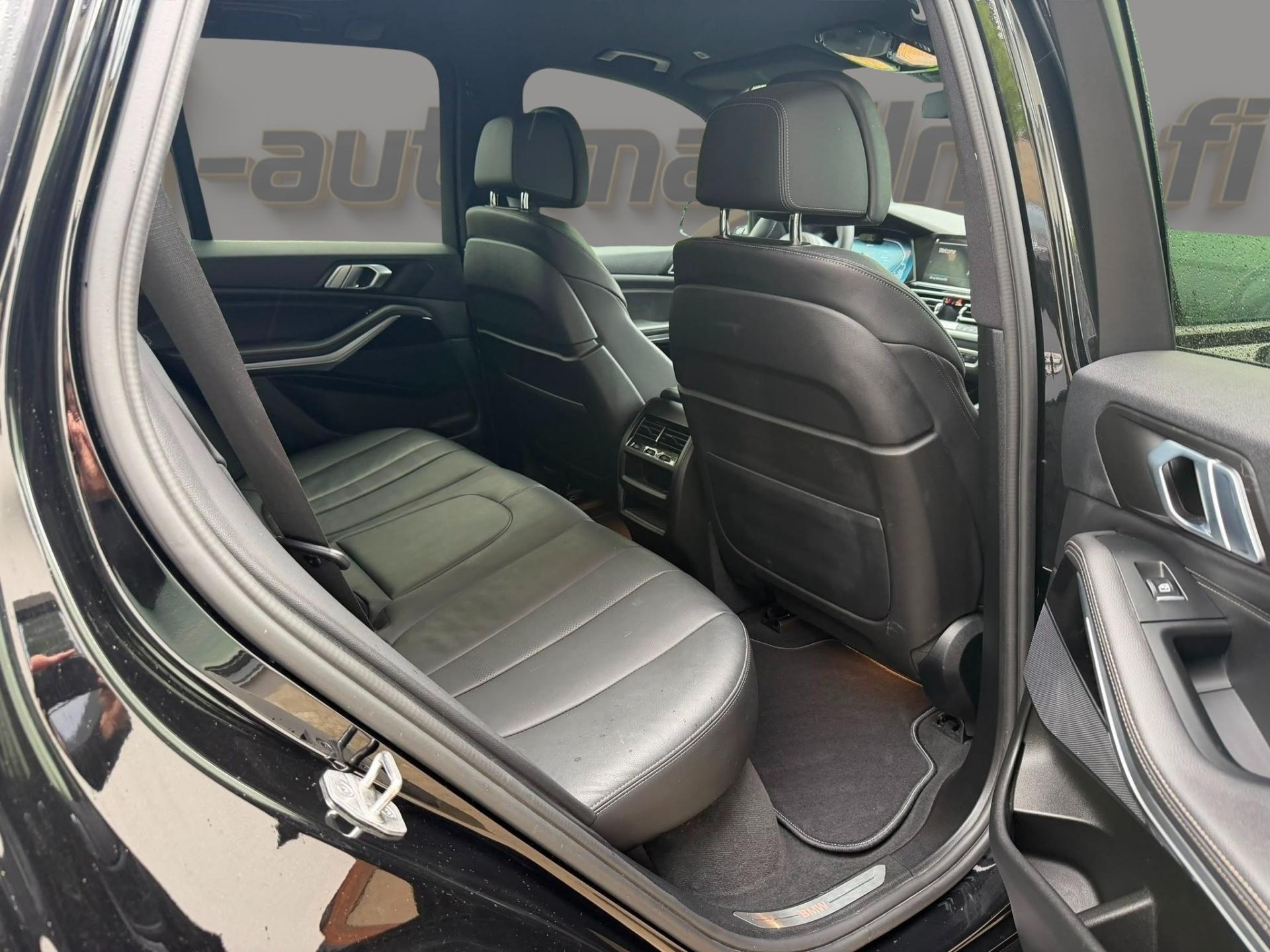 BMW X5 2021