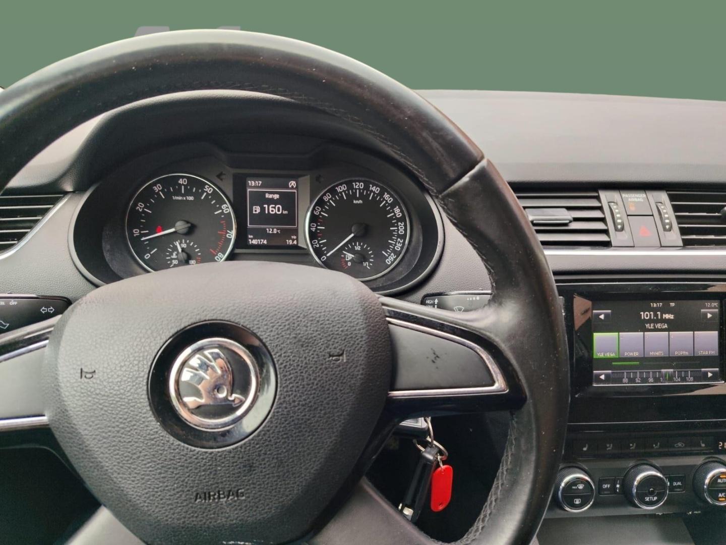 SKODA Octavia 2013