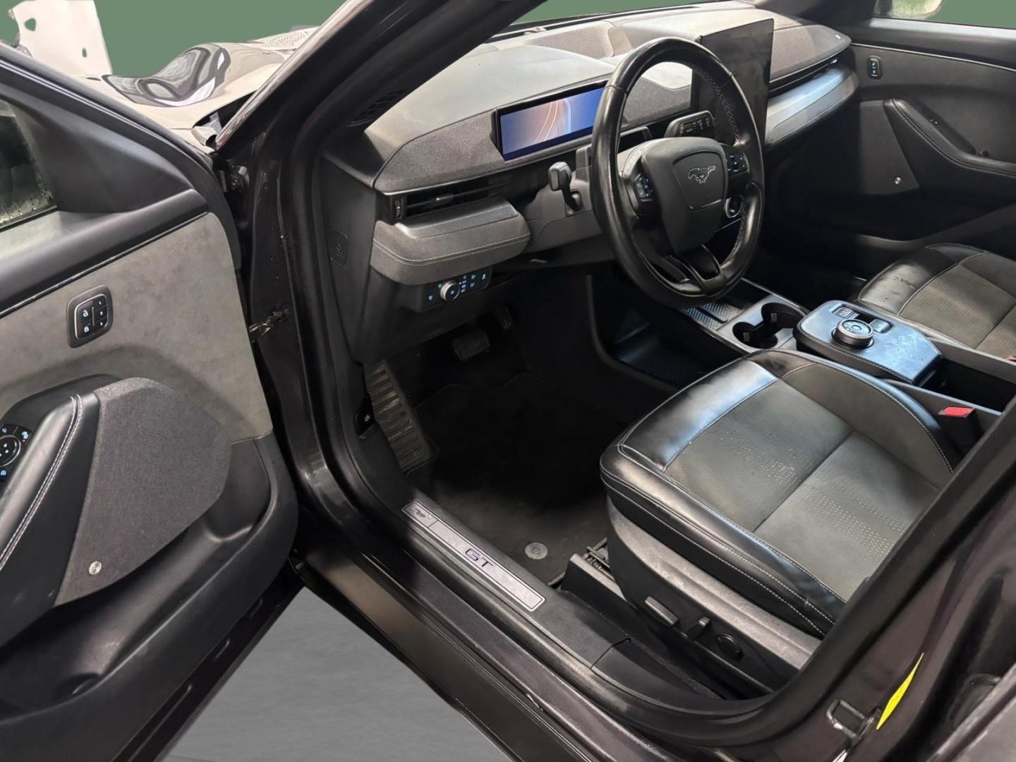 FORD Mustang Mach-E 2022