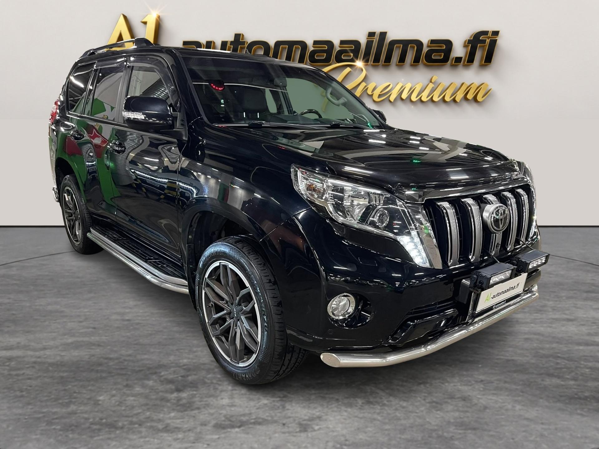 TOYOTA Land Cruiser 2017