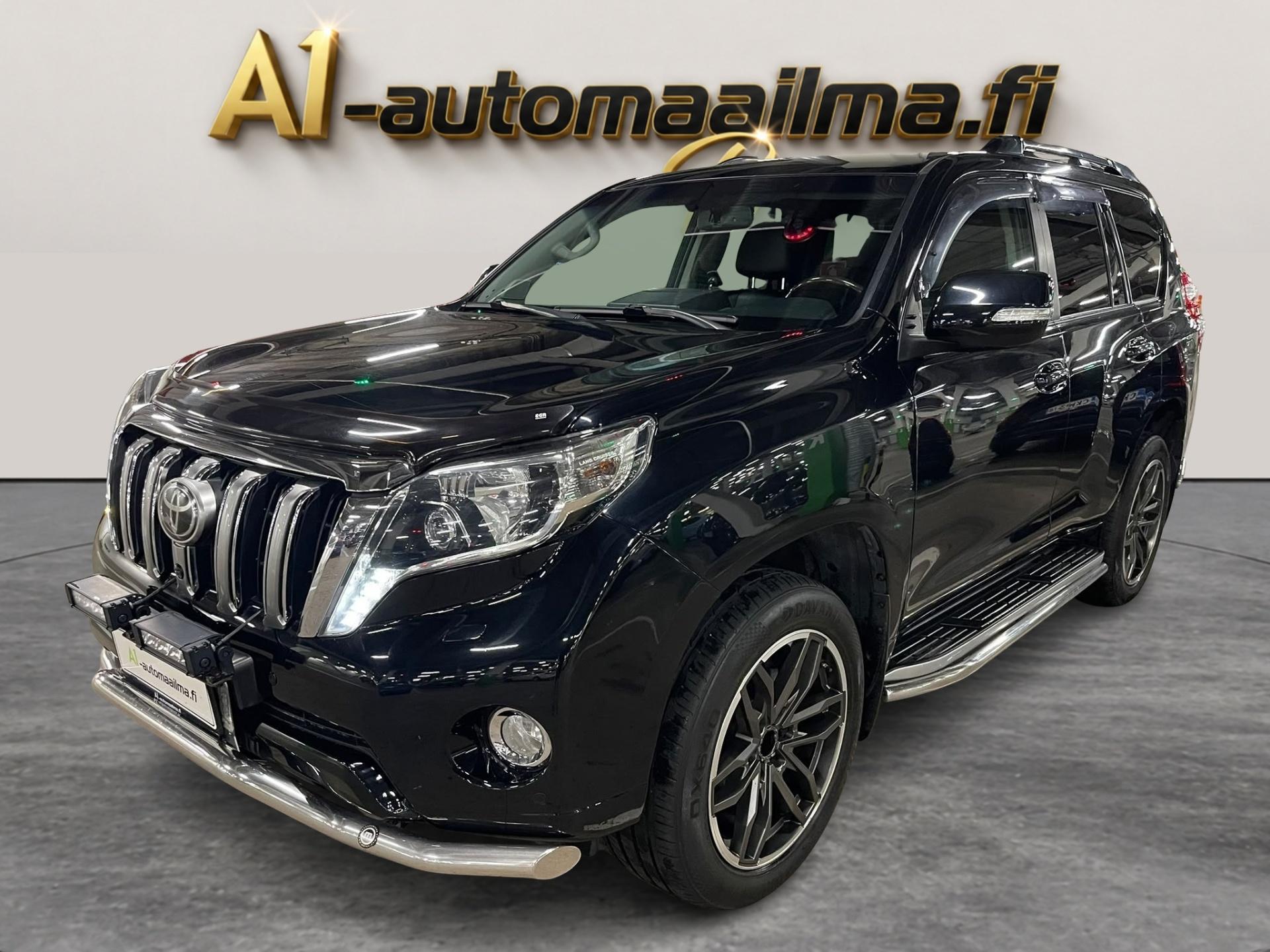TOYOTA Land Cruiser 2017