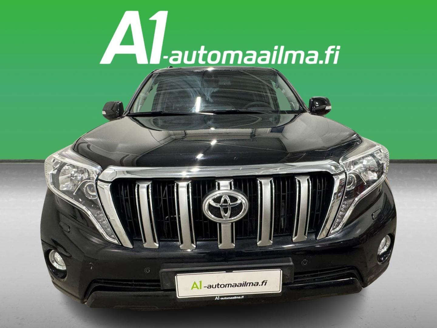 TOYOTA Land Cruiser 2015