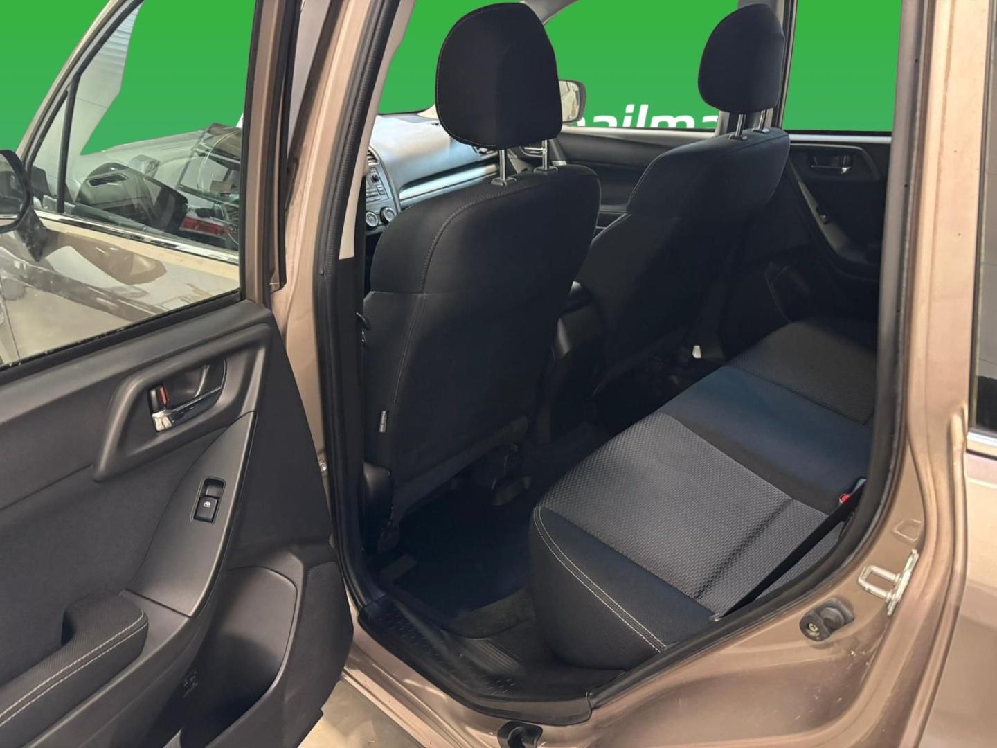 SUBARU Forester 2014