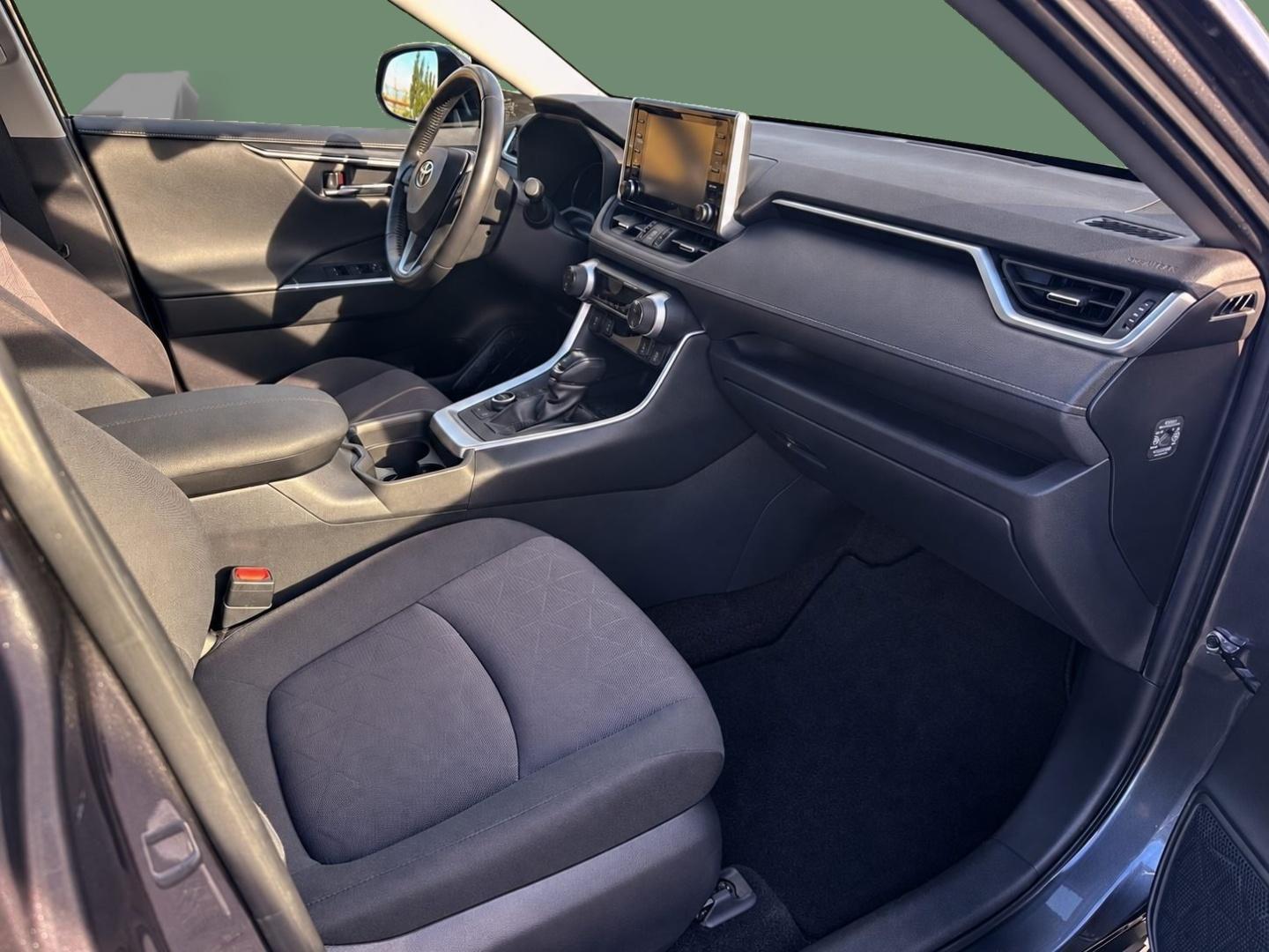 TOYOTA RAV4 2020