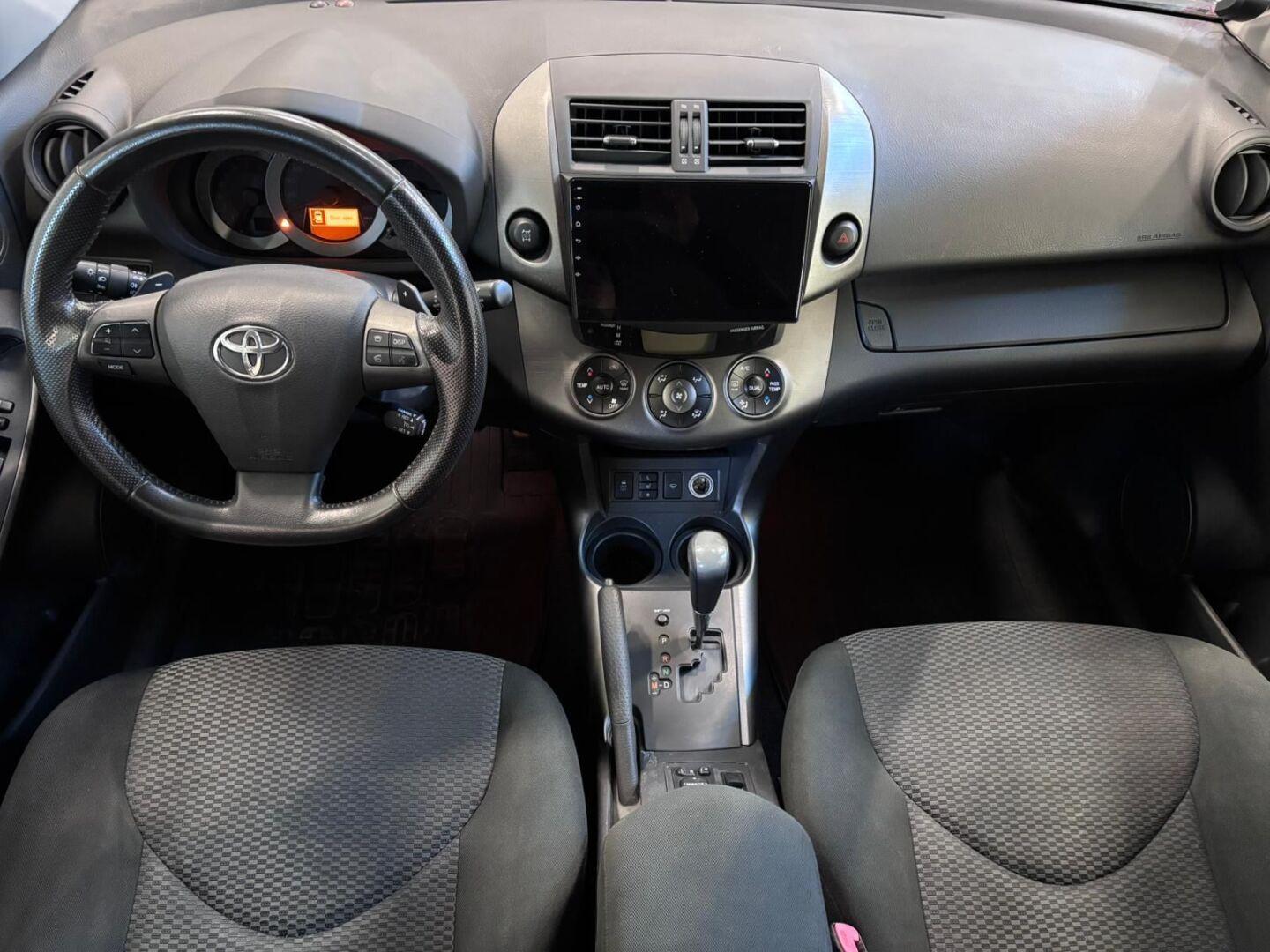 TOYOTA RAV4 2012