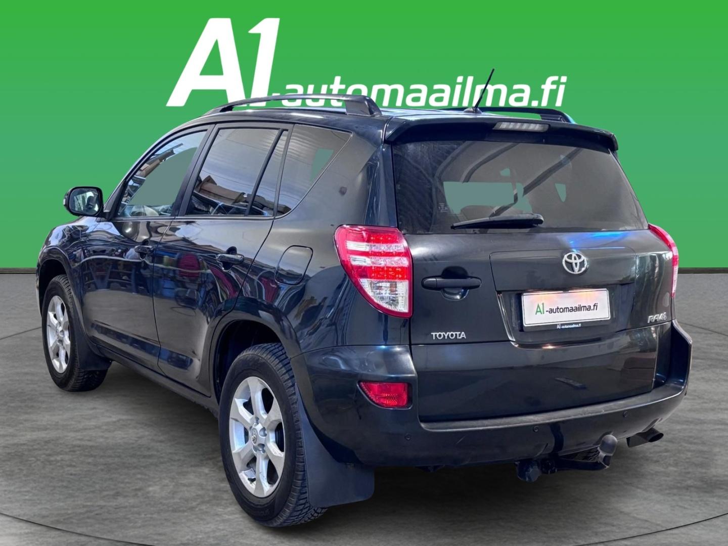 TOYOTA RAV4 2012
