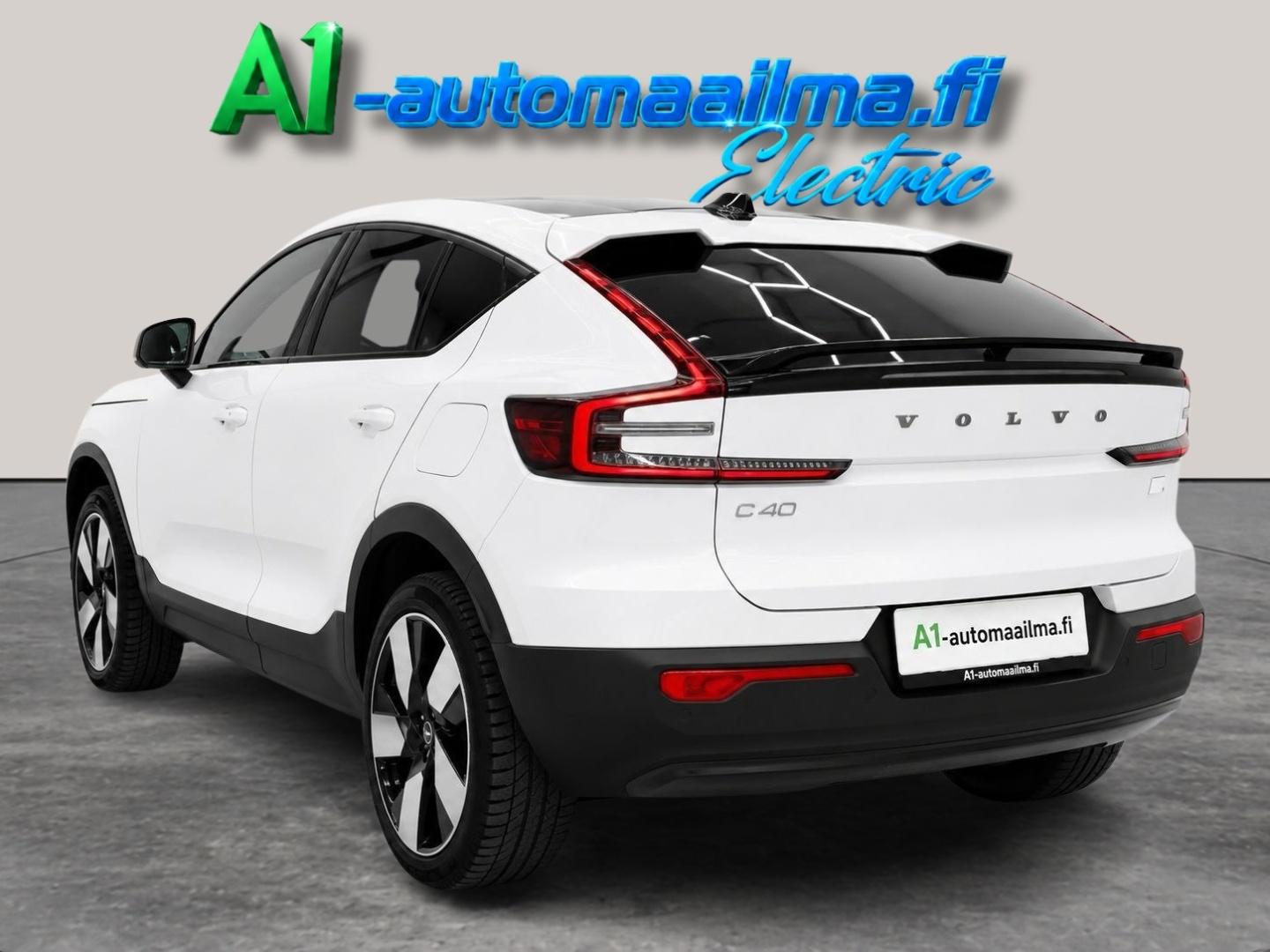 VOLVO C40 2023