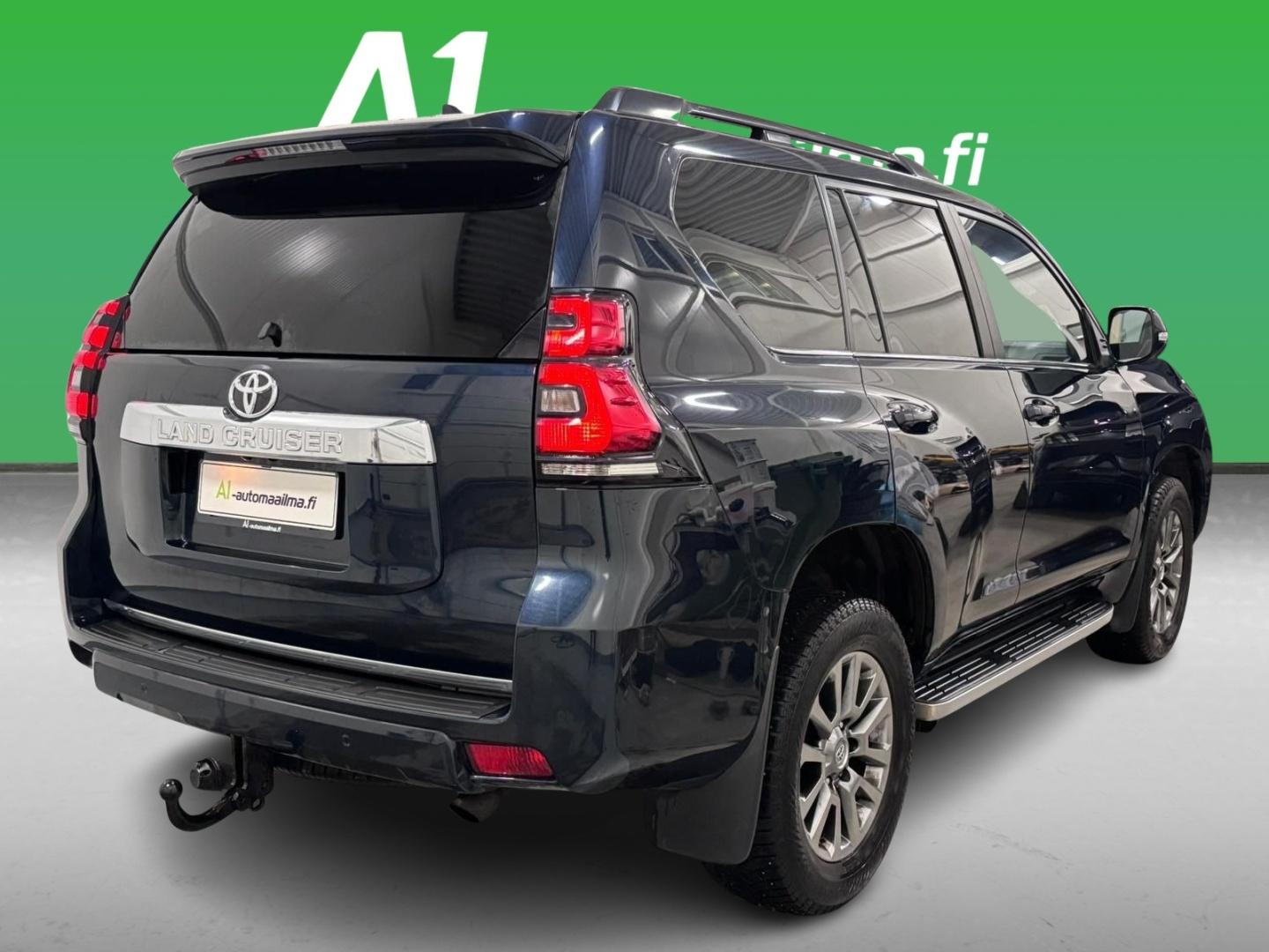 TOYOTA Land Cruiser 2019