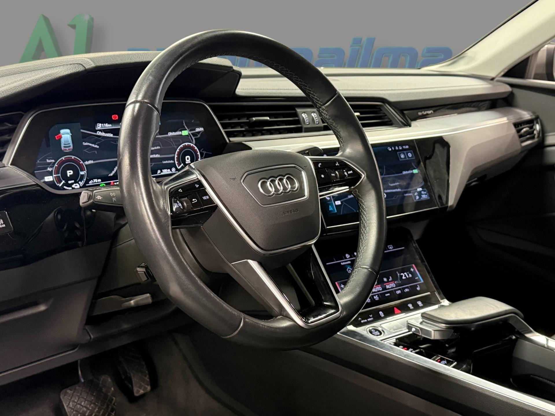 AUDI Q8 e-tron 2023