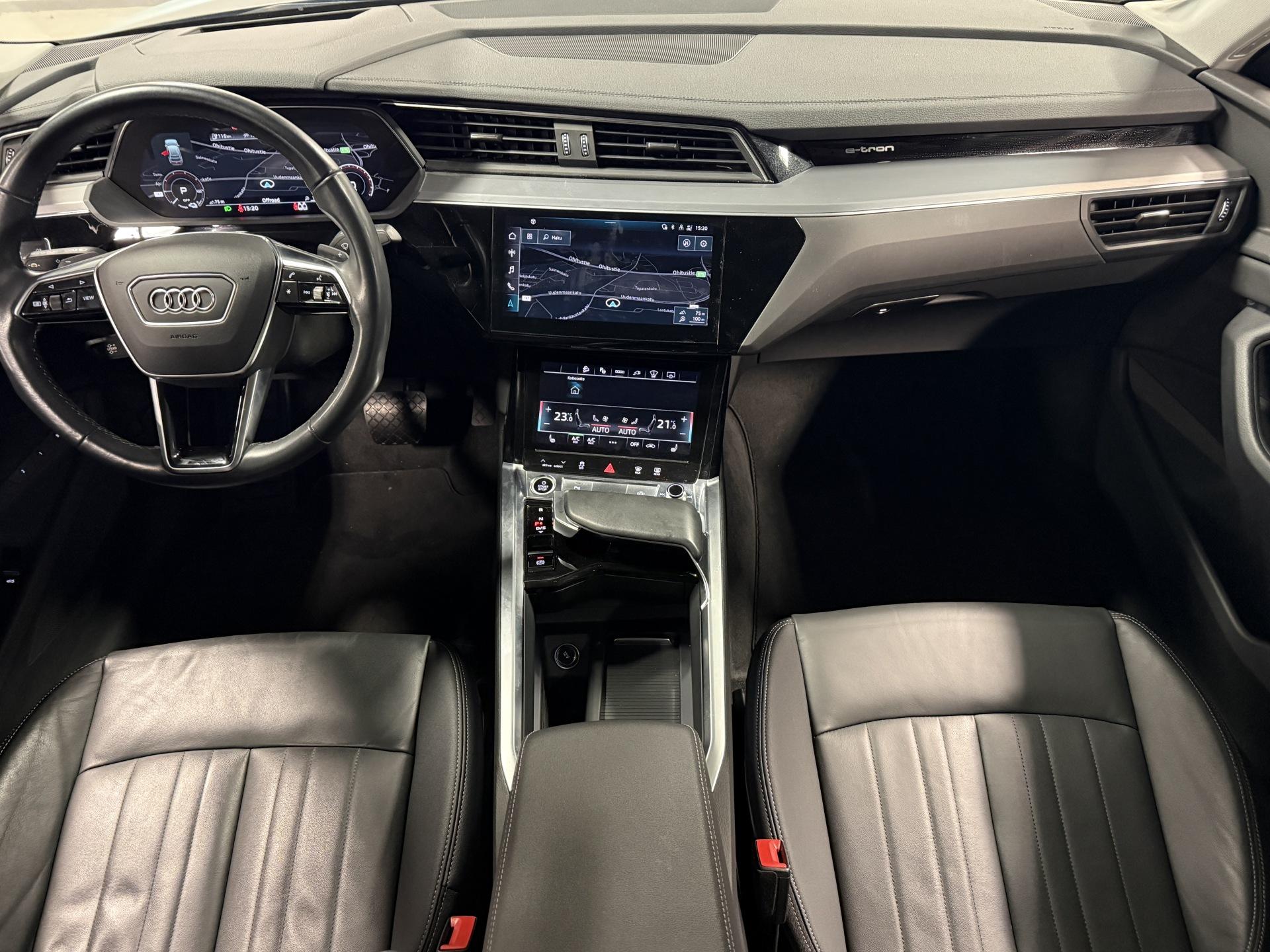 AUDI Q8 e-tron 2023