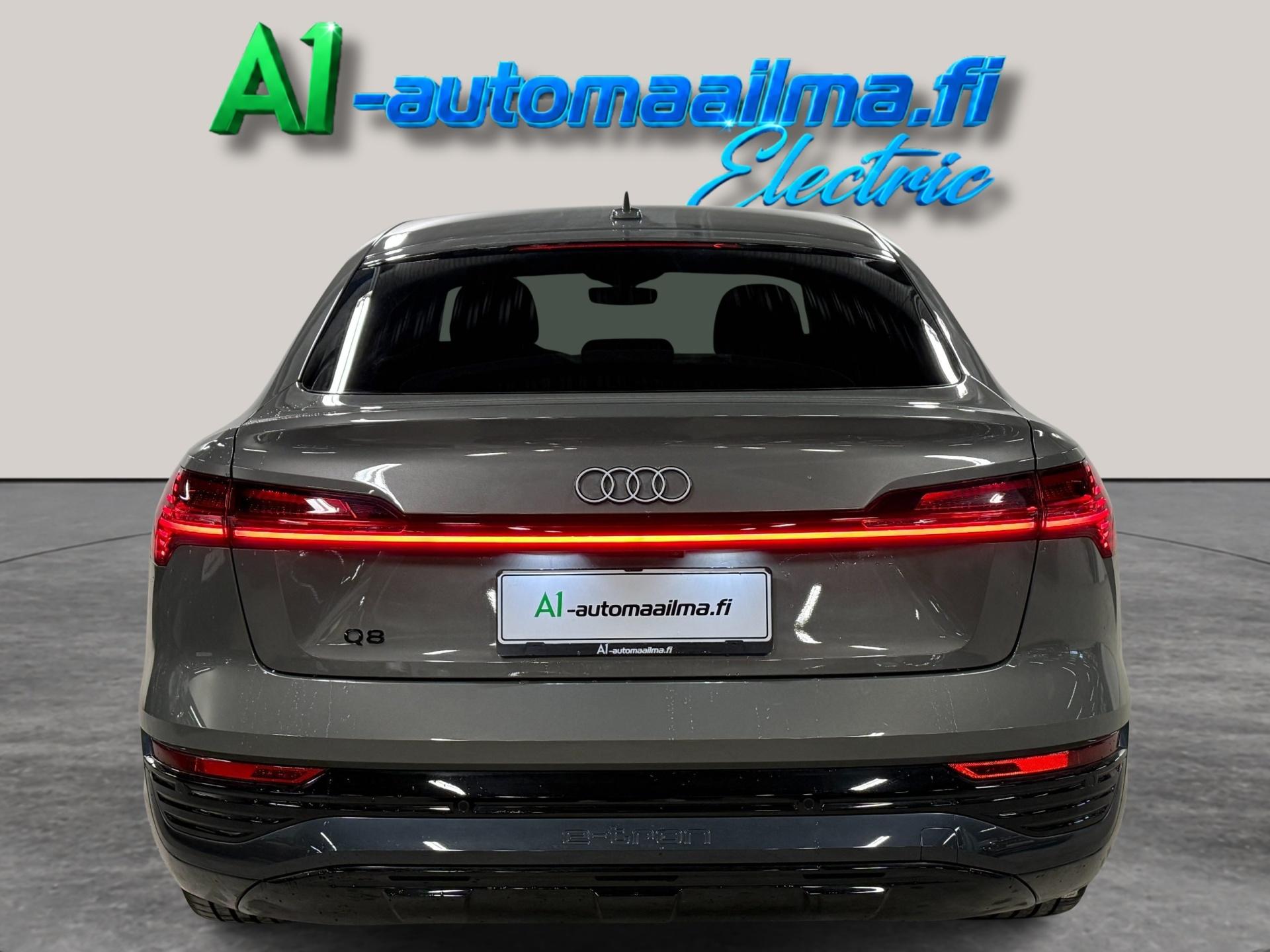 AUDI Q8 e-tron 2023