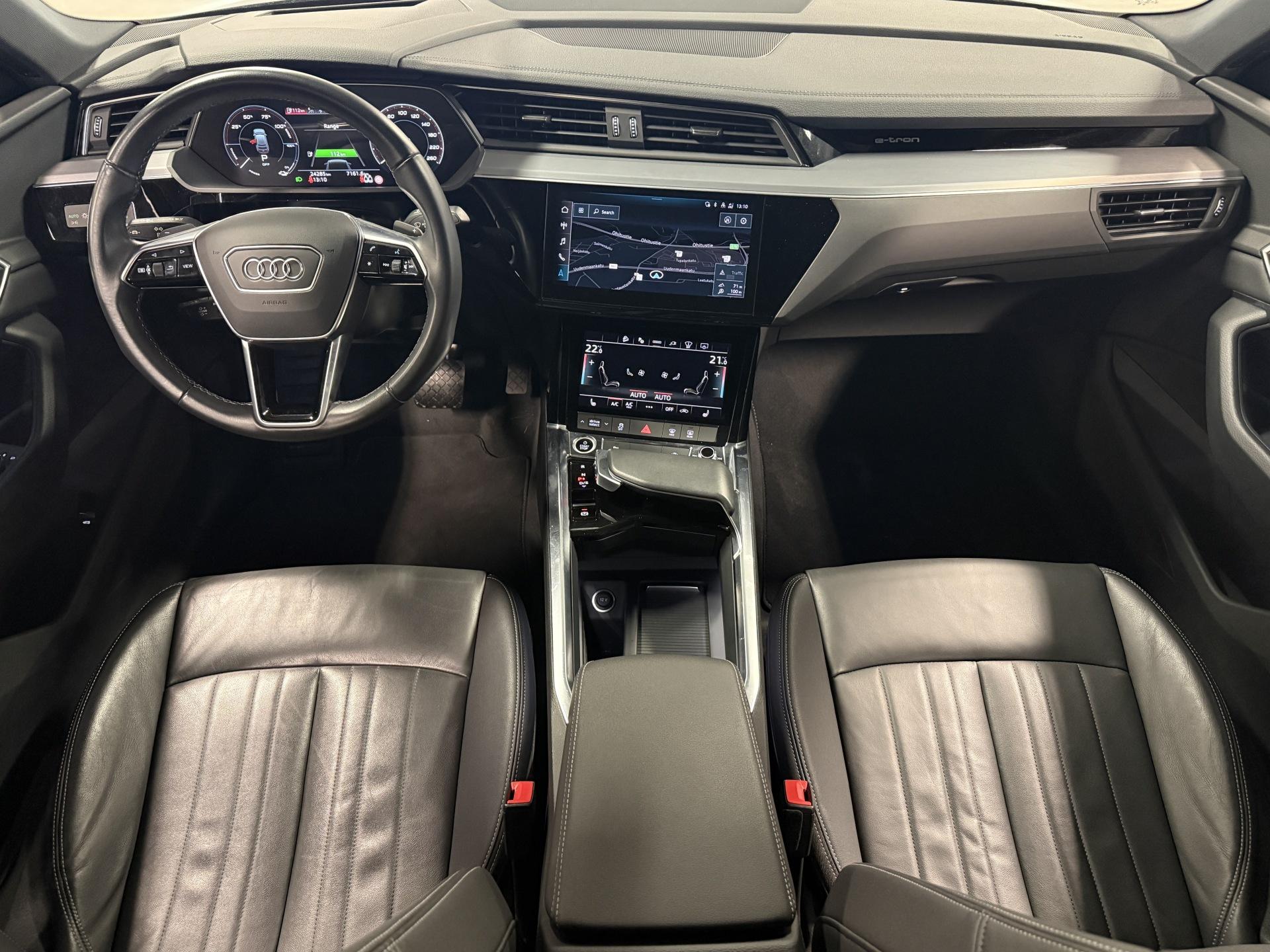 AUDI e-tron 2023