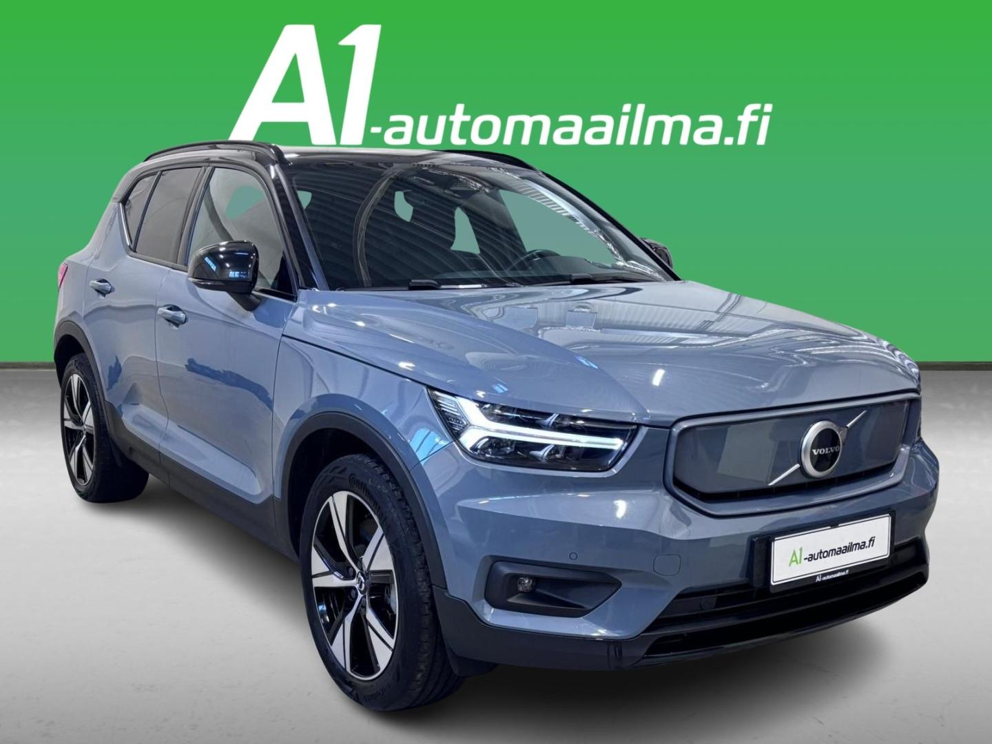 VOLVO XC40 2022