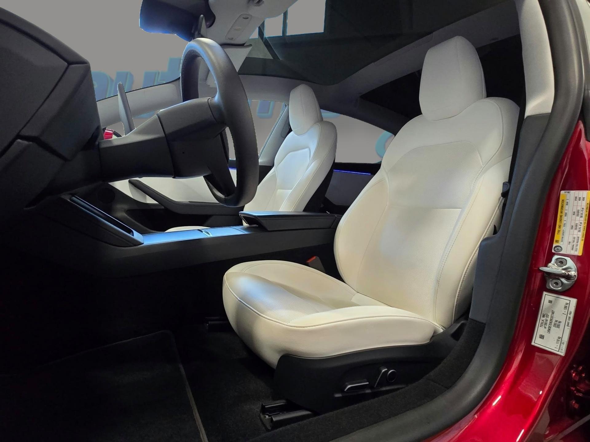 TESLA Model 3 9