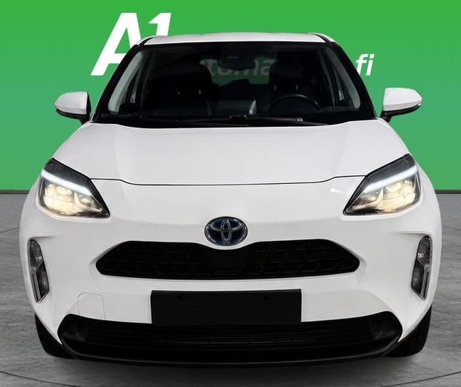 TOYOTA Yaris Cross 2024