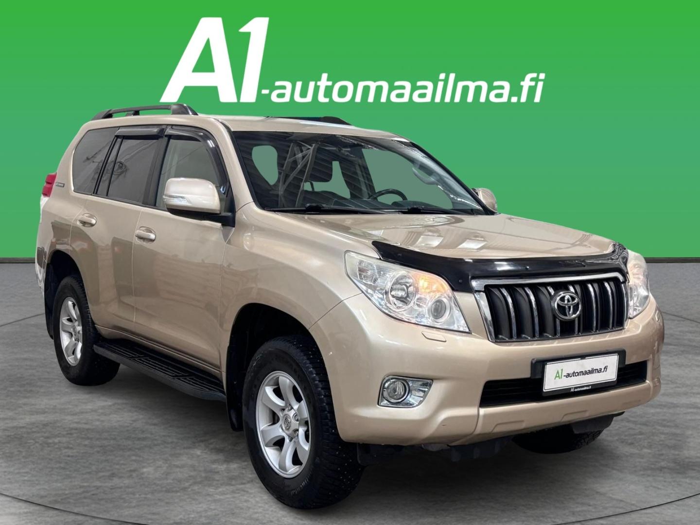 TOYOTA Land Cruiser 2012