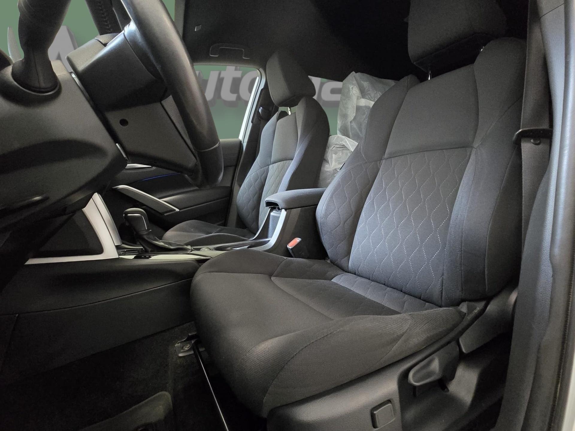 TOYOTA Corolla Cross 2024