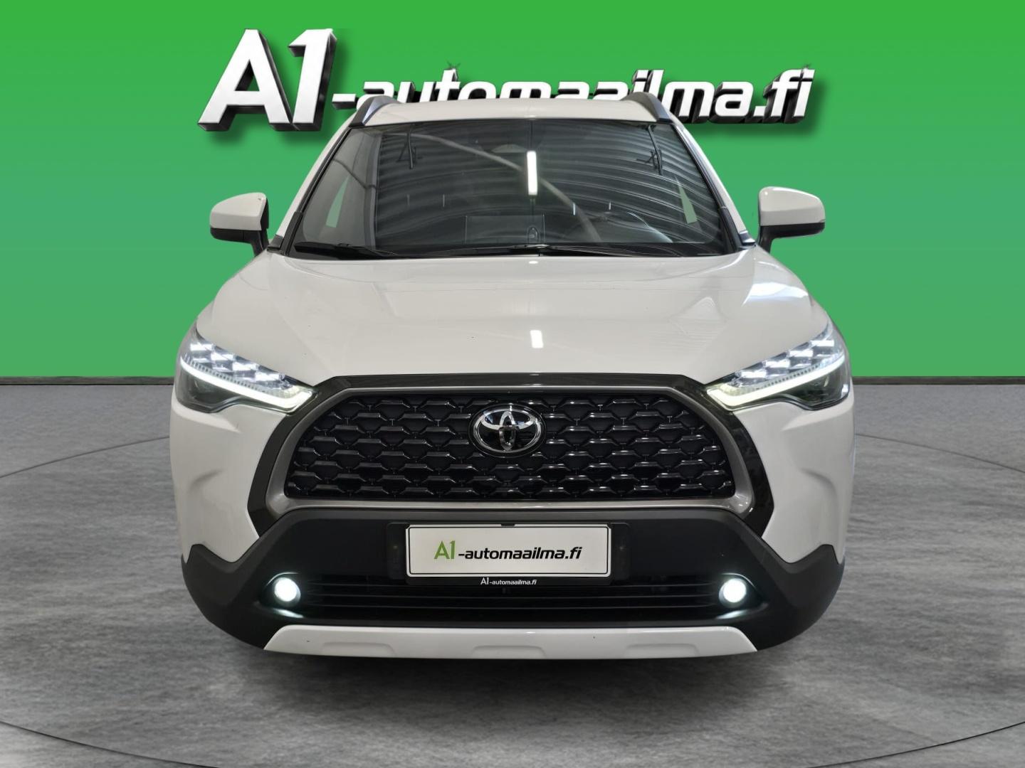 TOYOTA Corolla Cross 2024