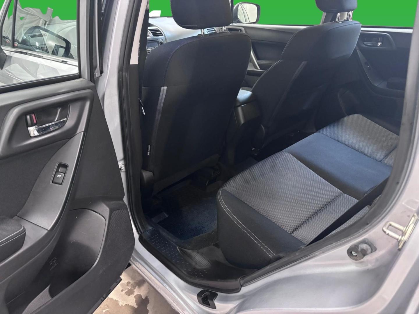 SUBARU Forester 2014